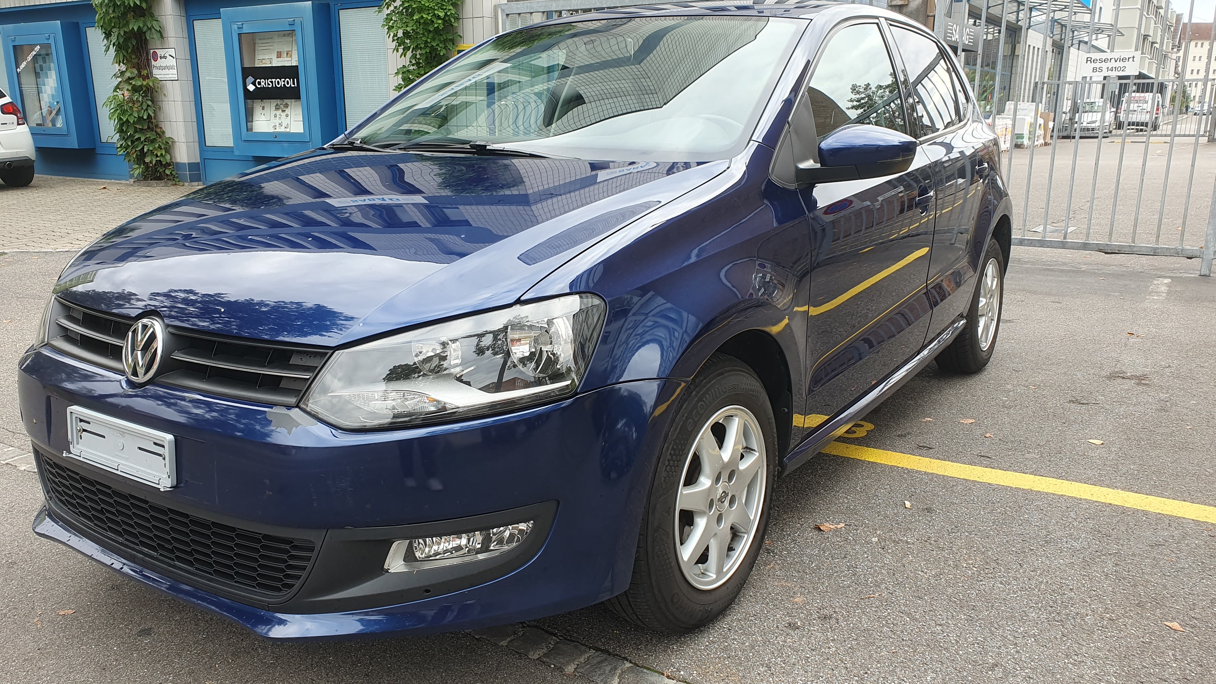 Car photo