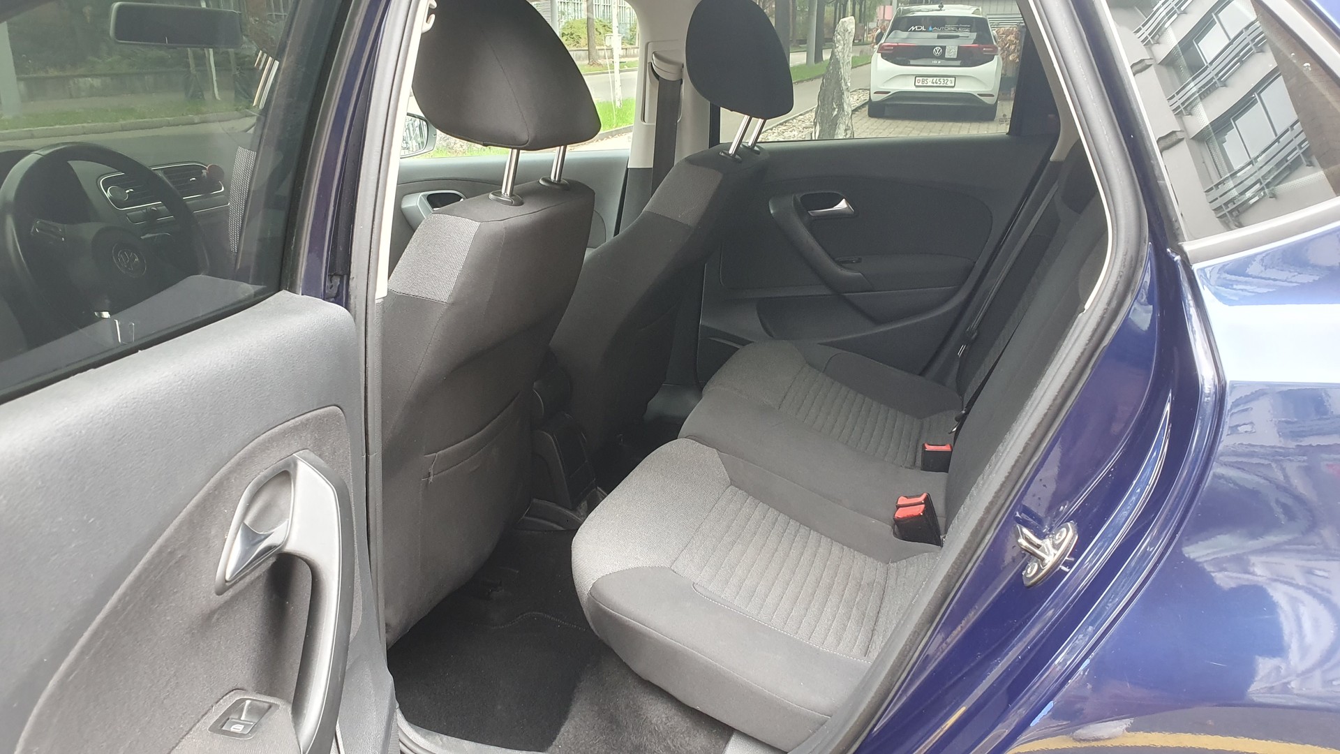 VW 1.4 Trendline-image-4