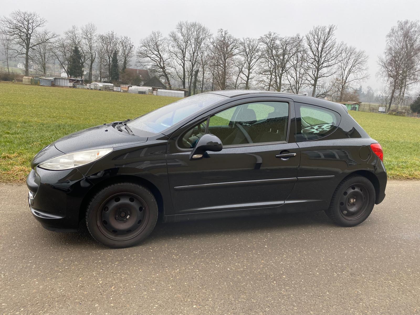 PEUGEOT 207 1.6 16V XS Premium-image-7