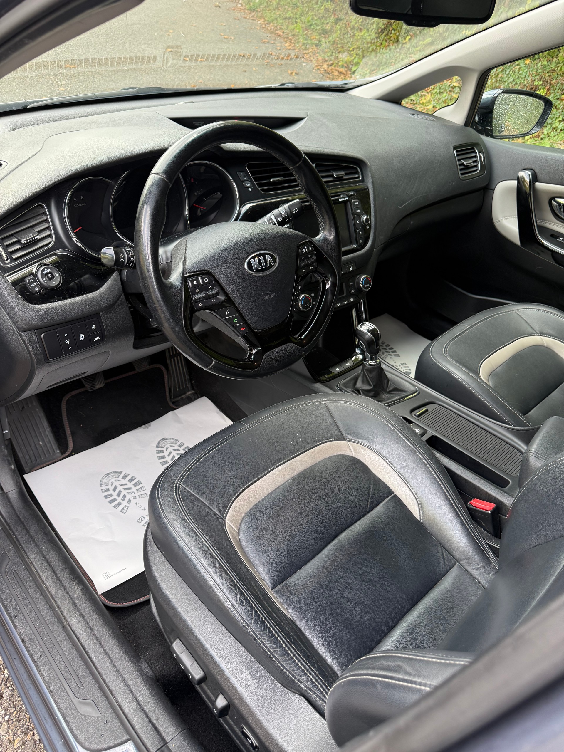 KIA Cee'd Sportswagon 1.6 CRDi Style-image-7