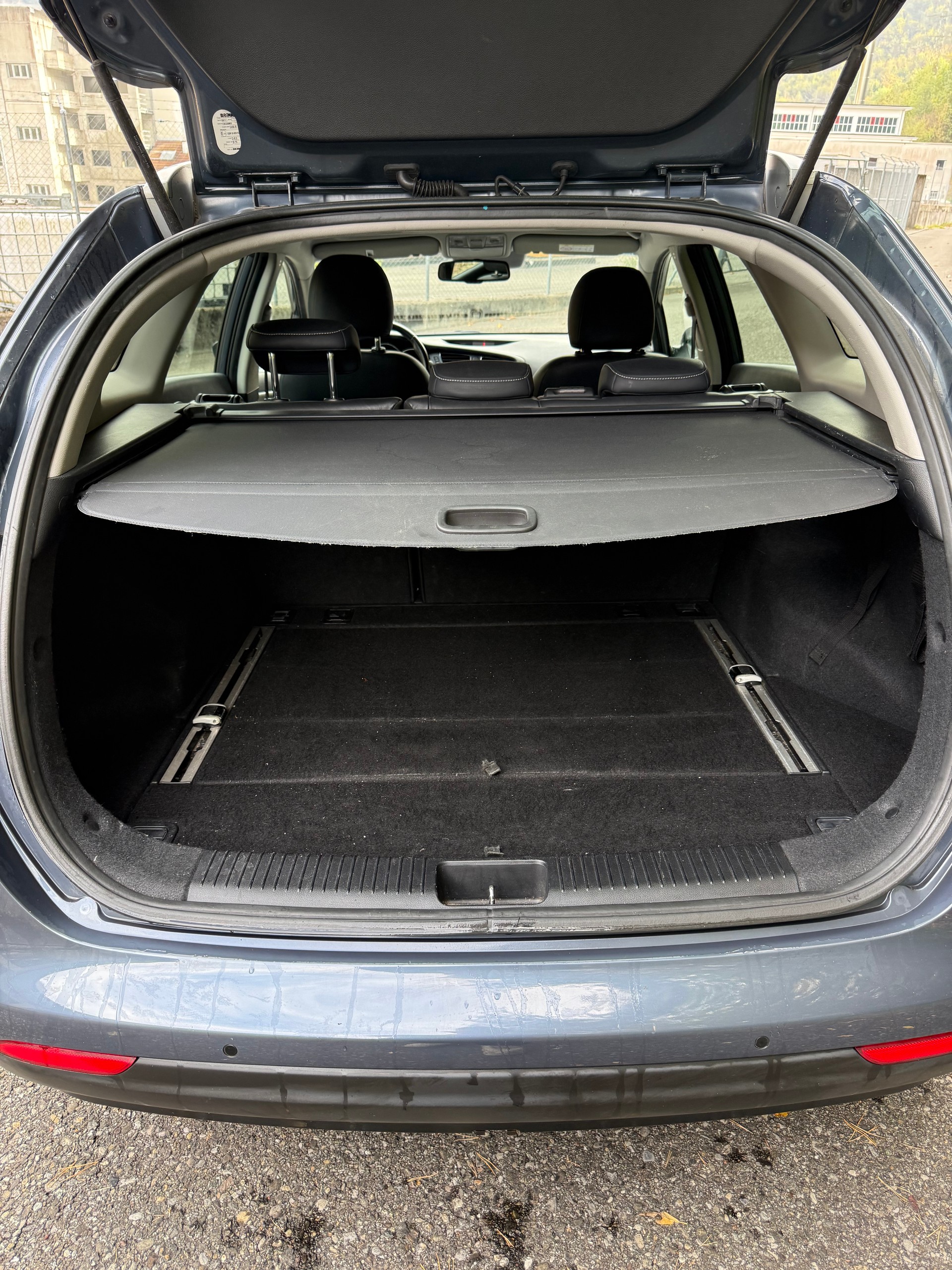 KIA Cee'd Sportswagon 1.6 CRDi Style-image-5