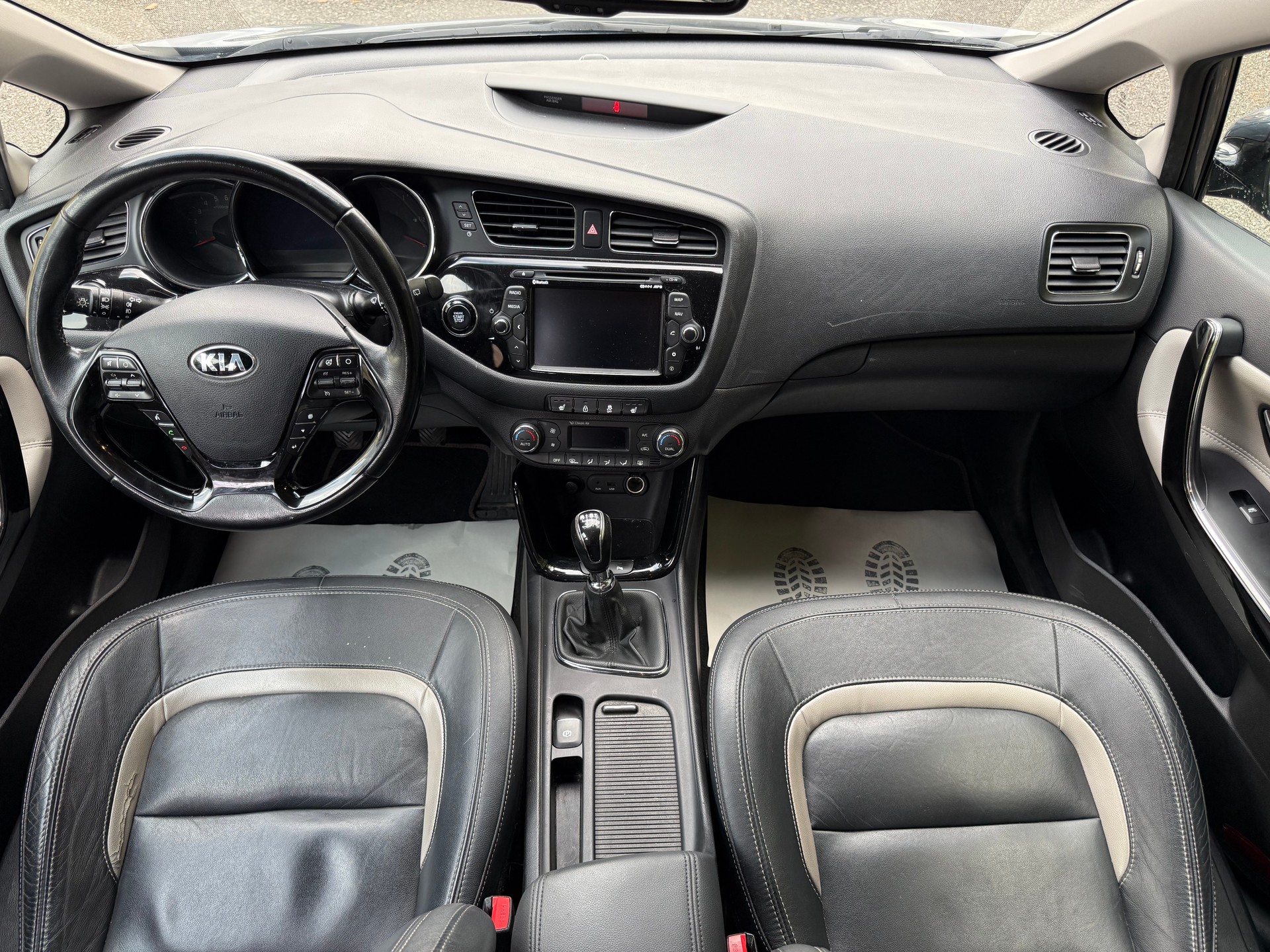KIA Cee'd Sportswagon 1.6 CRDi Style-image-6
