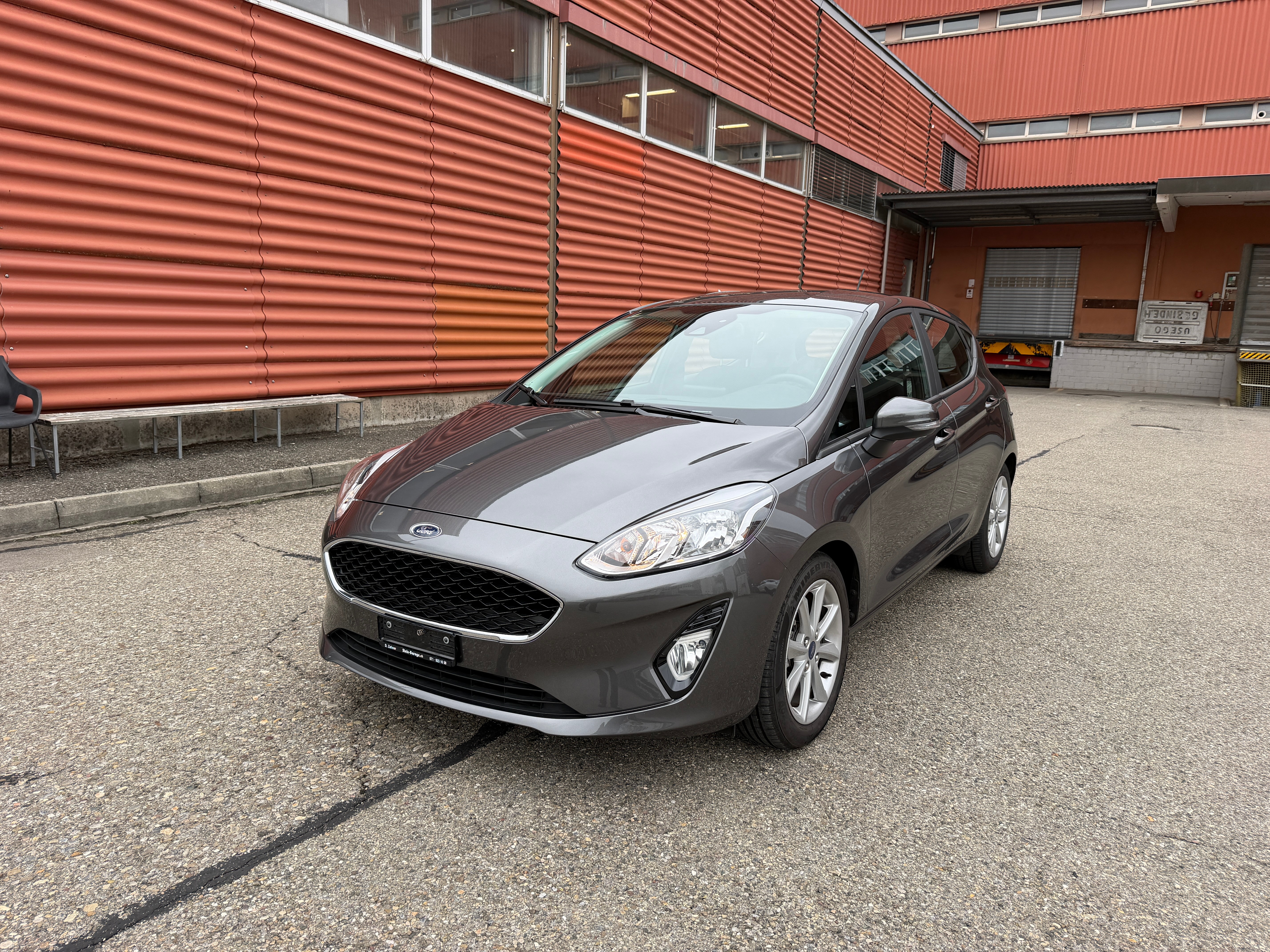 Car photo