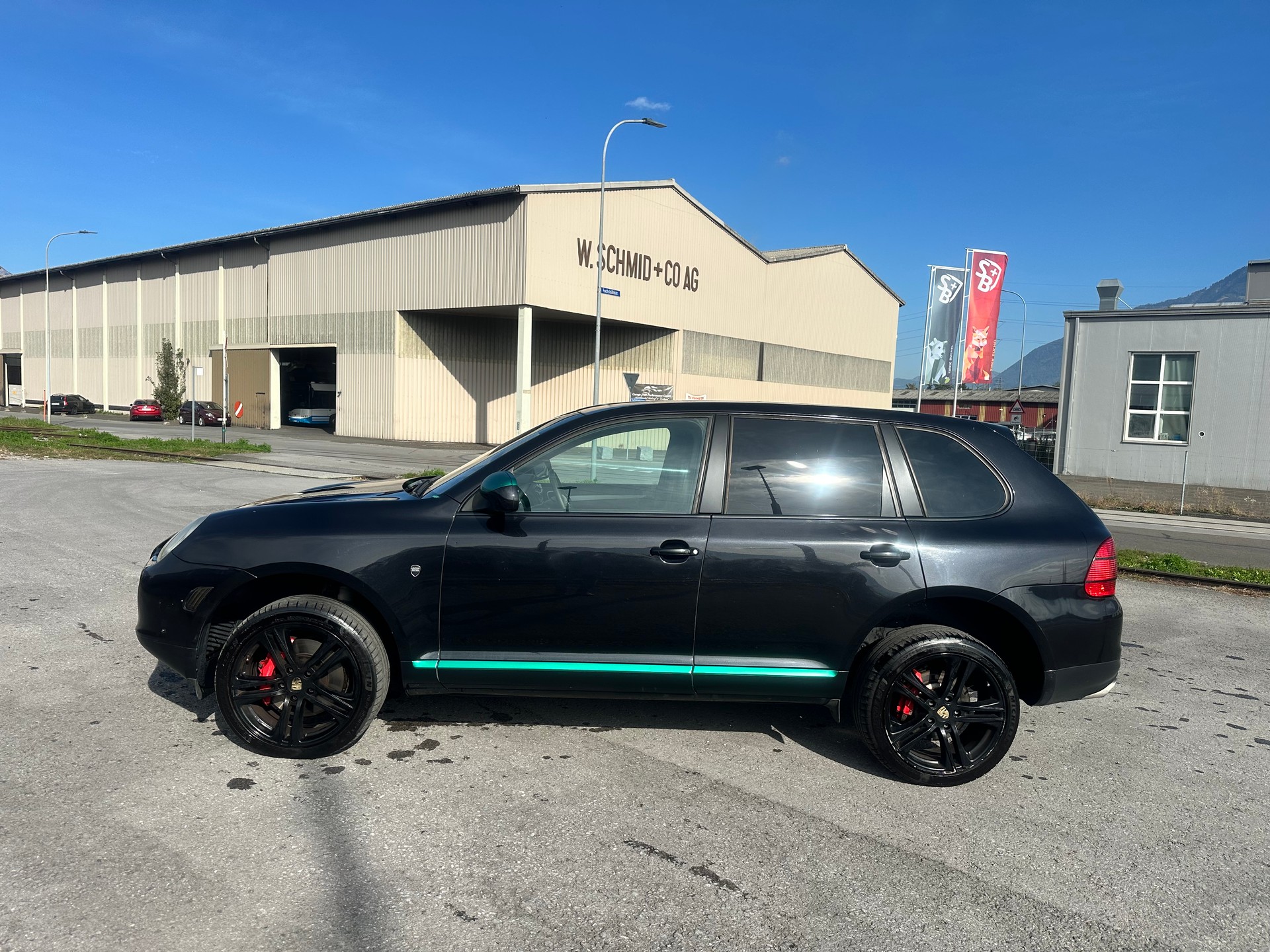 PORSCHE Cayenne Turbo-image-3