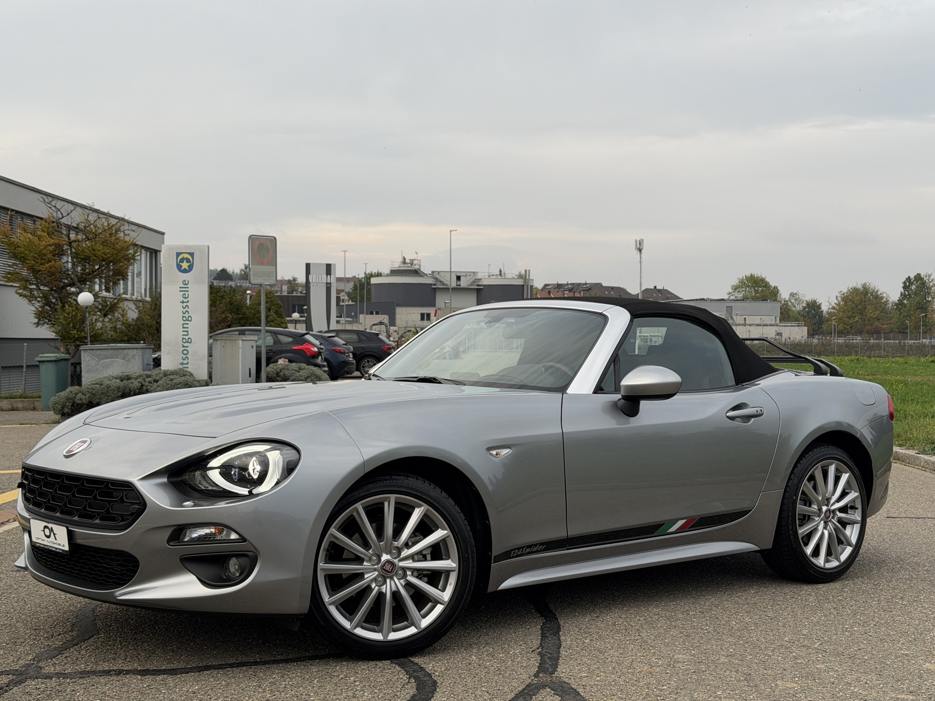 FIAT 124 Spider 1.4 TB Lusso Automatic - *NEUWERTIG* - *VOLLAUSSTATTUNG* - *8-FACH ALURÄDER* - *GARANTIE*-image-10