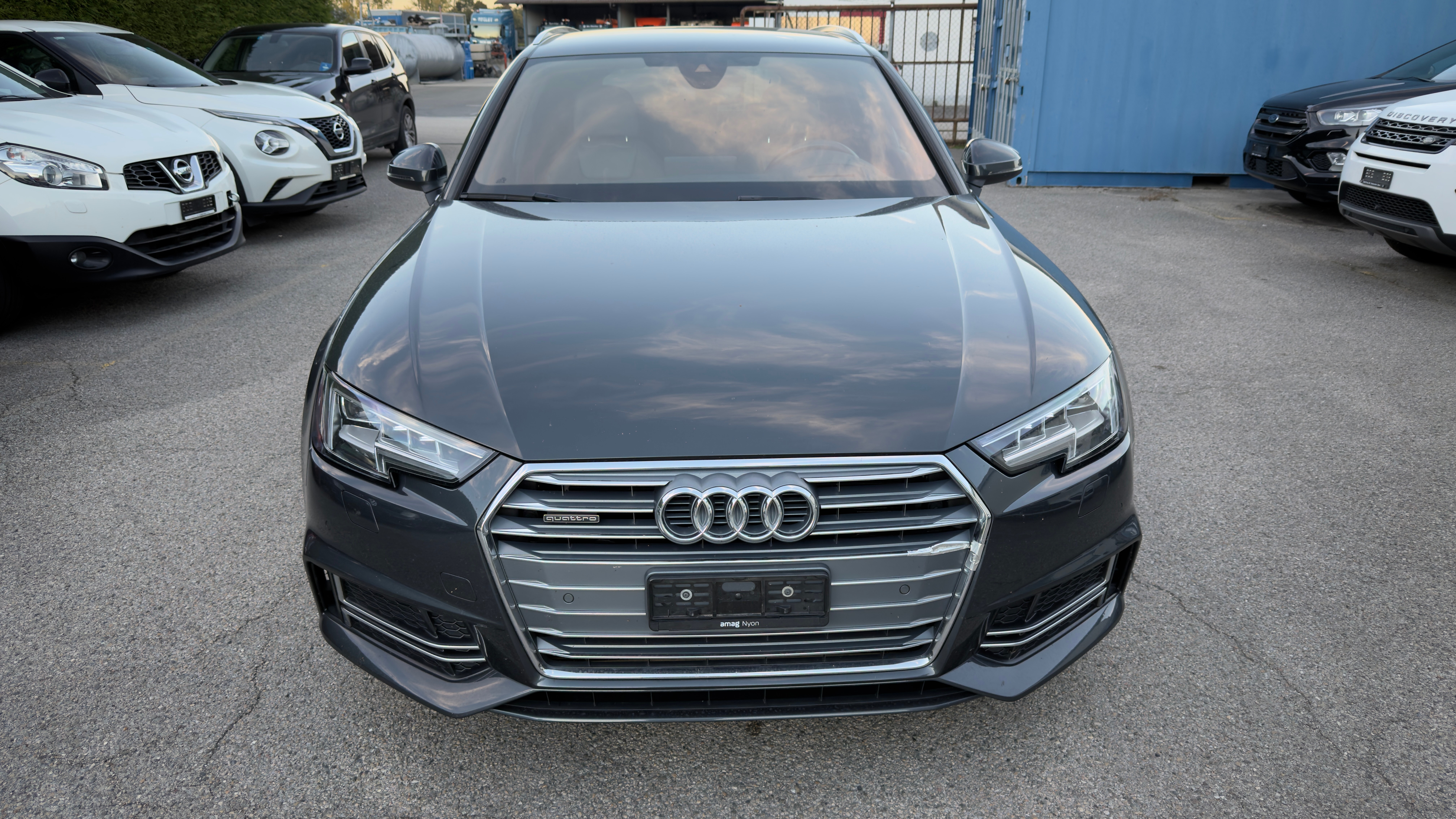 Car photo
