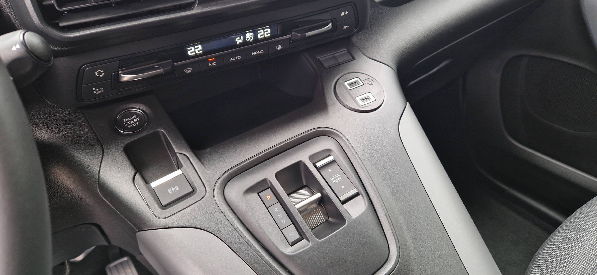 TOYOTA Proace City Verso Style L2 1.5 HDi-image-6