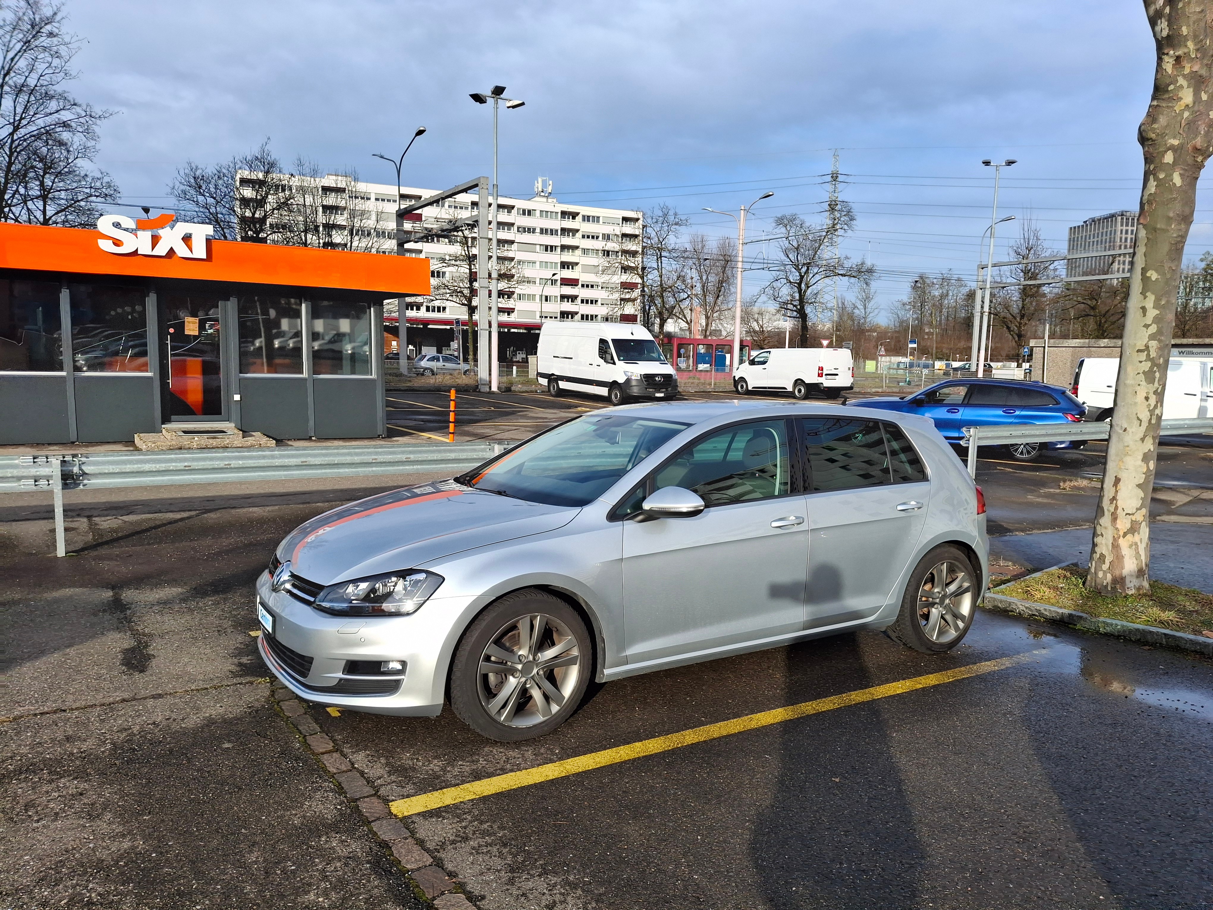 Car photo