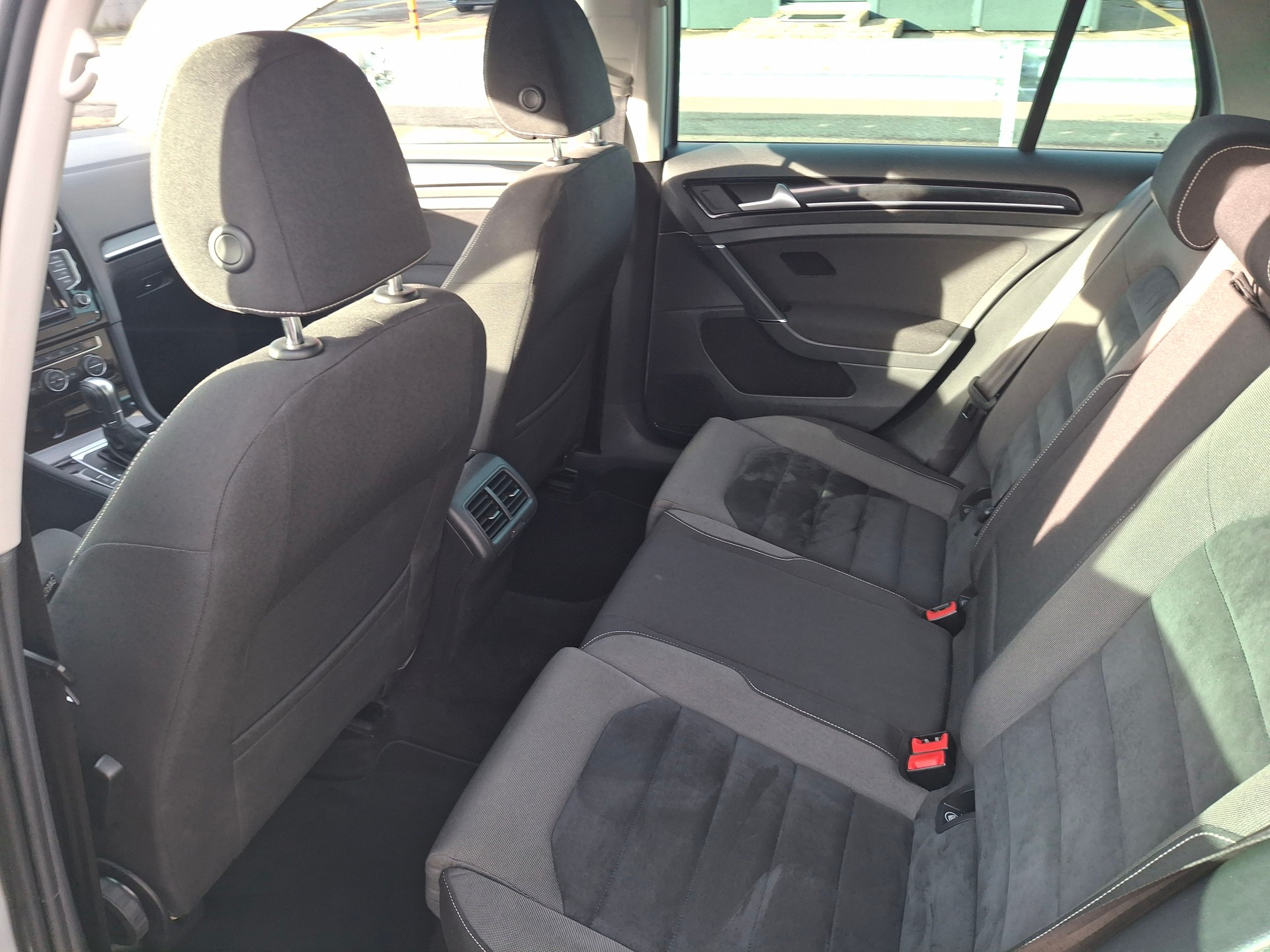 VW Golf 1.4 TSI Cup DSG-image-18