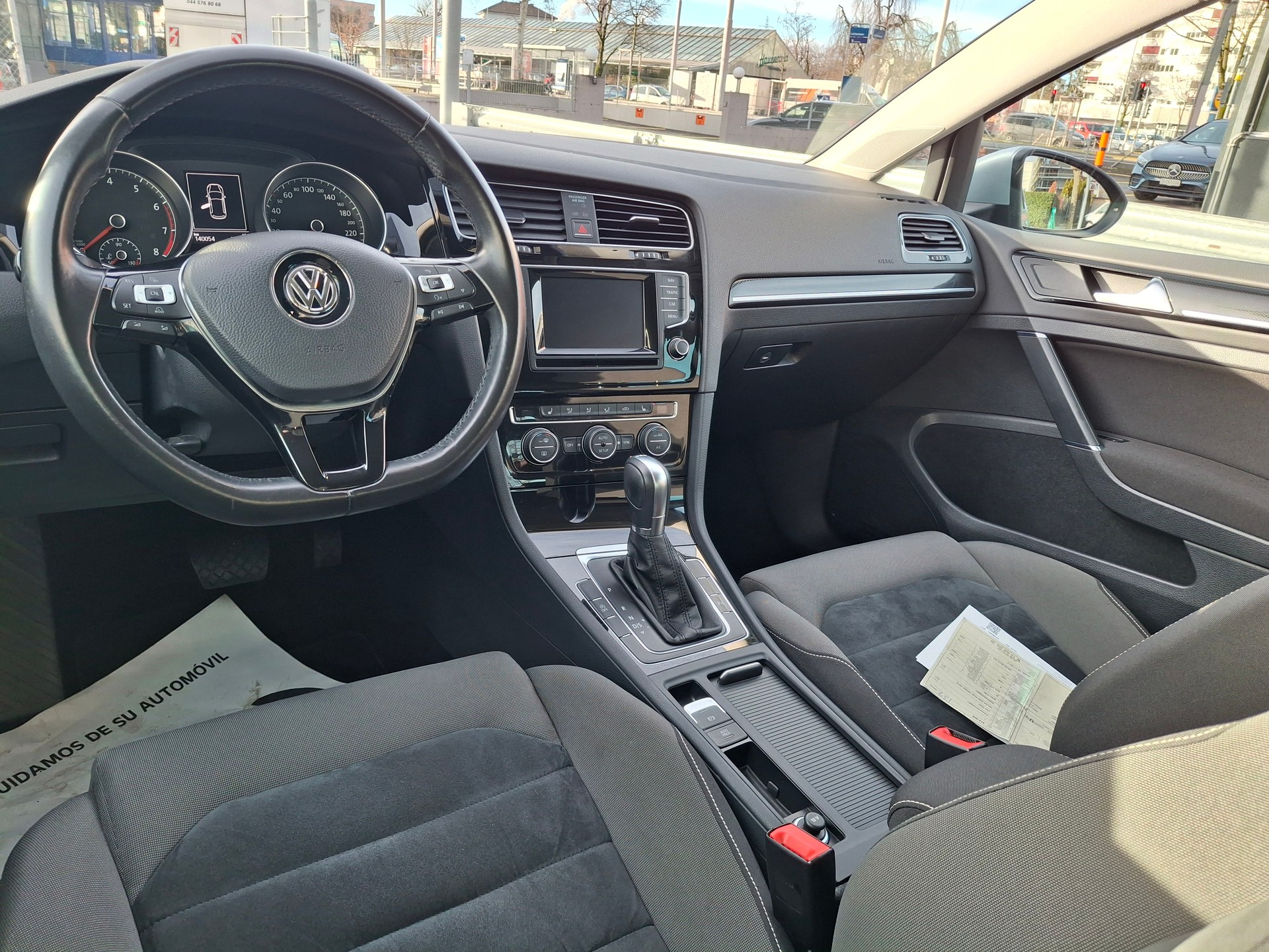 VW Golf 1.4 TSI Cup DSG-image-19
