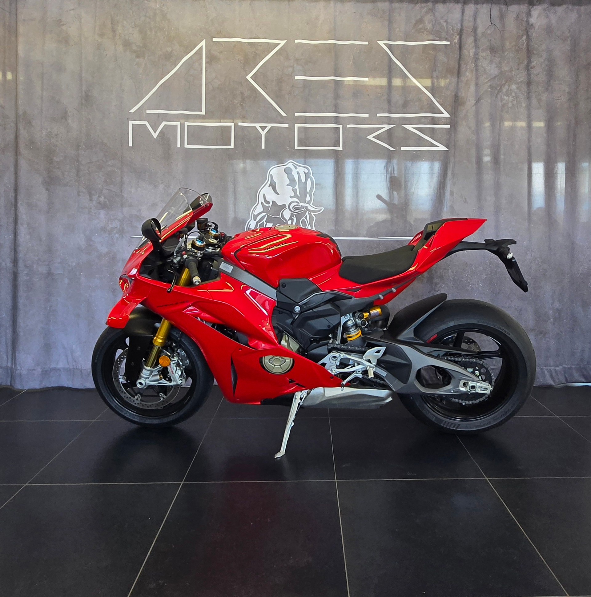 DUCATI PANIGALE V4 S-showroom-element-2