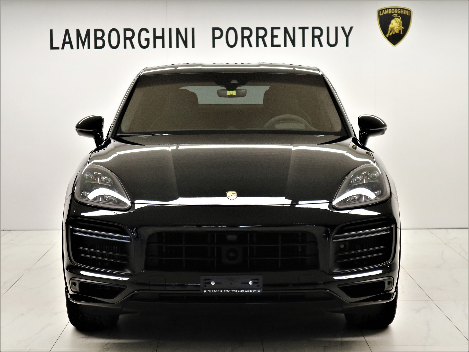 PORSCHE Cayenne Turbo Coupé-image-4