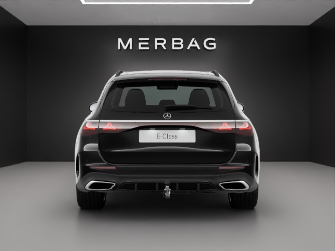MERCEDES-BENZ E 220 d T 4Matic 9G-Tronic-image-4