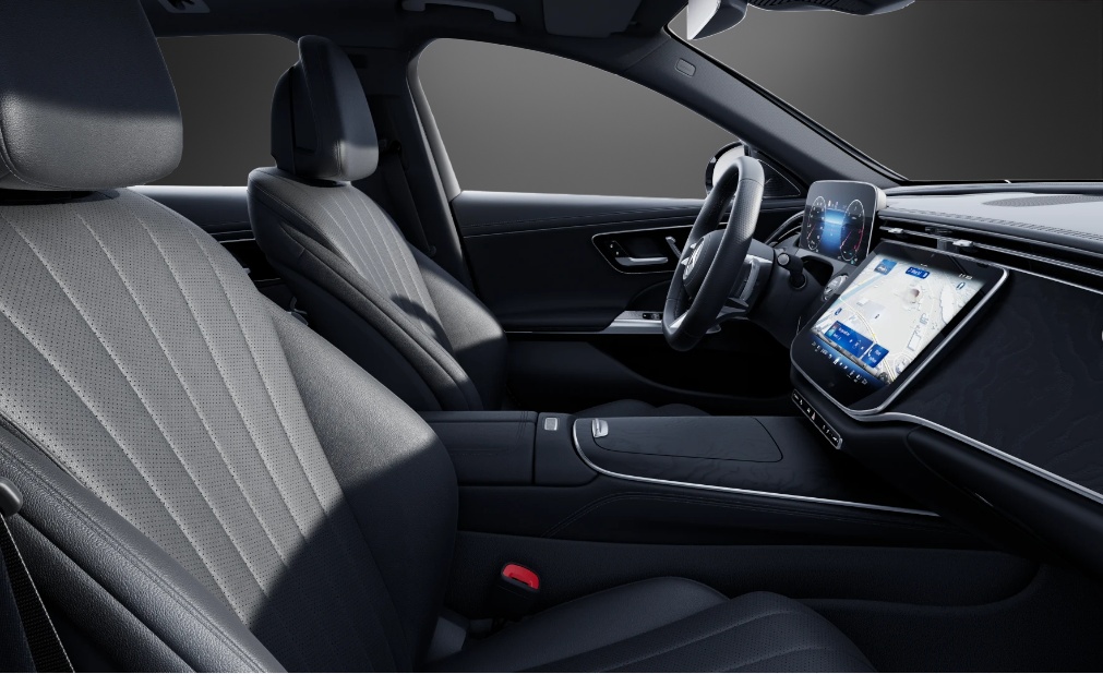 MERCEDES-BENZ E 220 d T 4Matic 9G-Tronic-image-8
