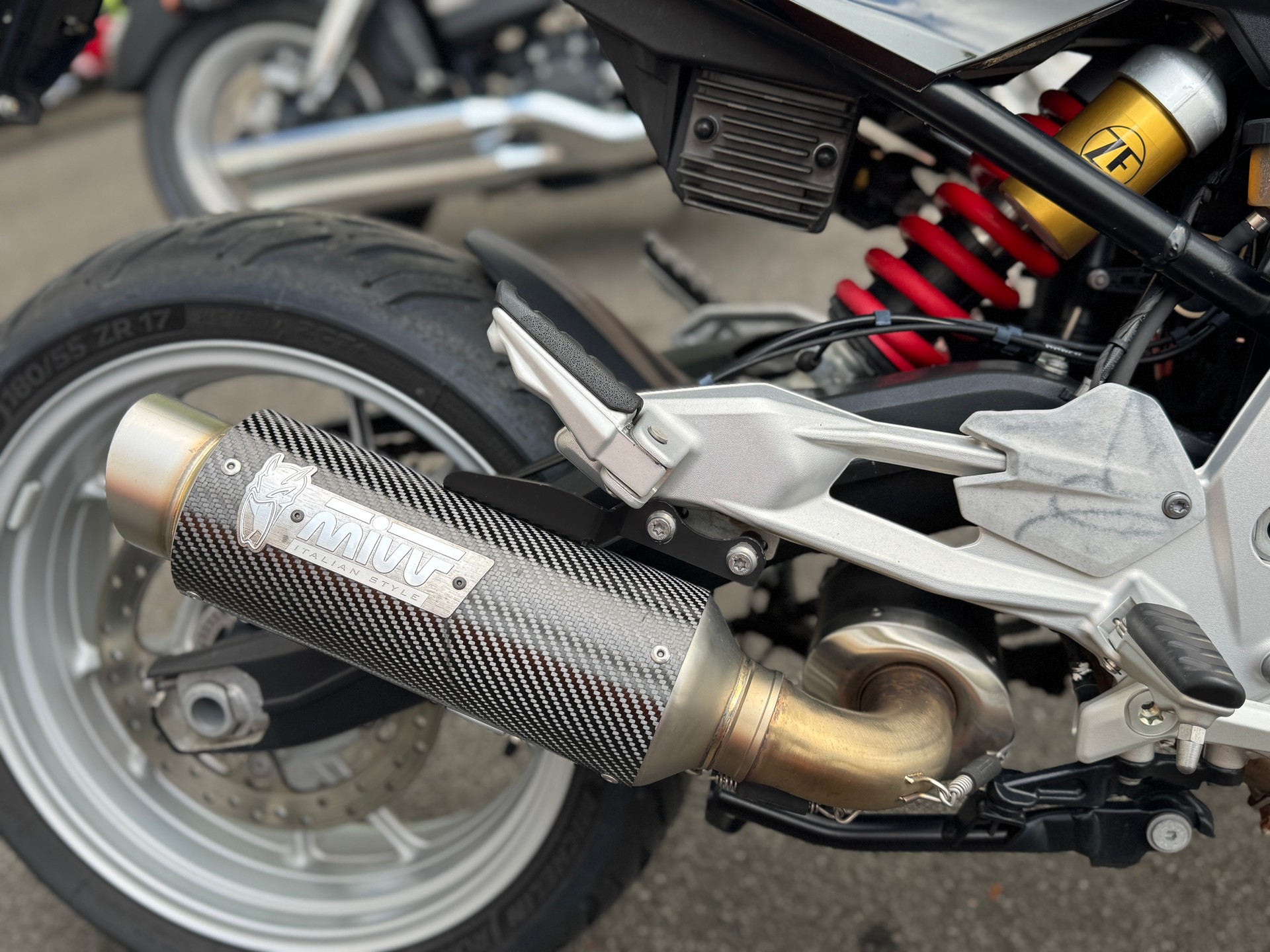 BMW F 900 R ABS-image-10