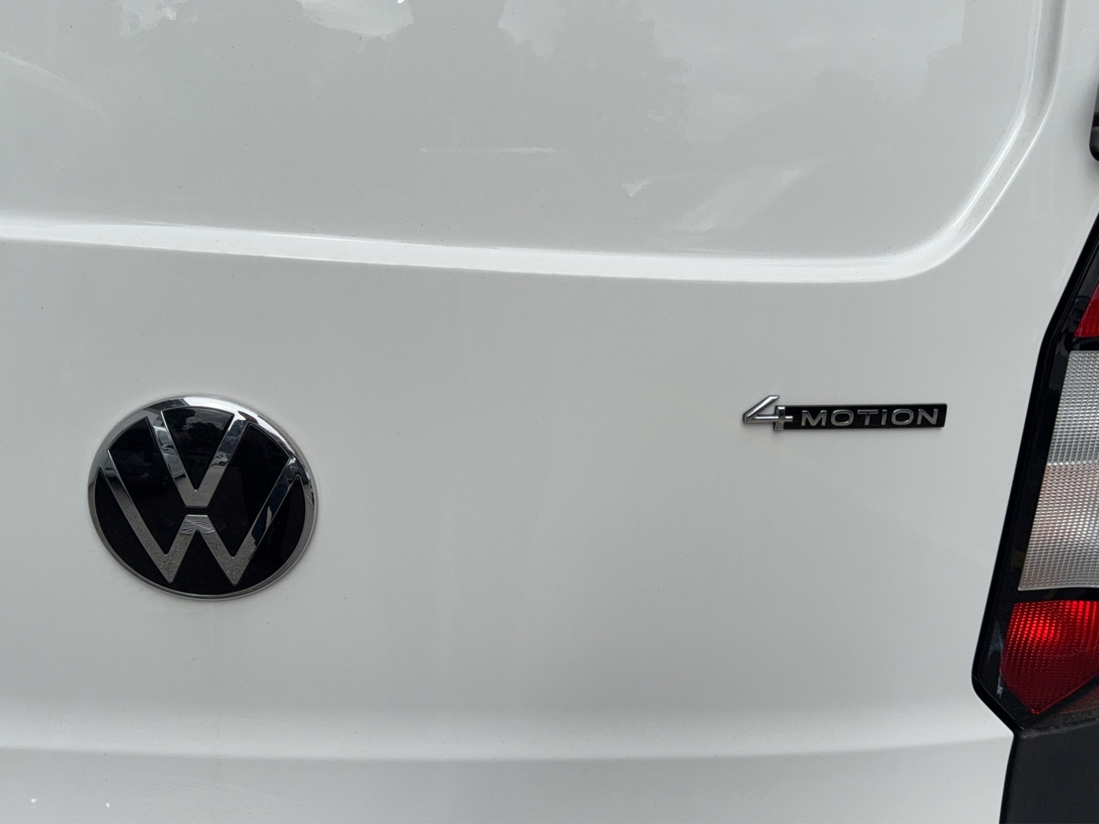 VW Caddy Cargo 2.0TDI Maxi 4Motion-image-8