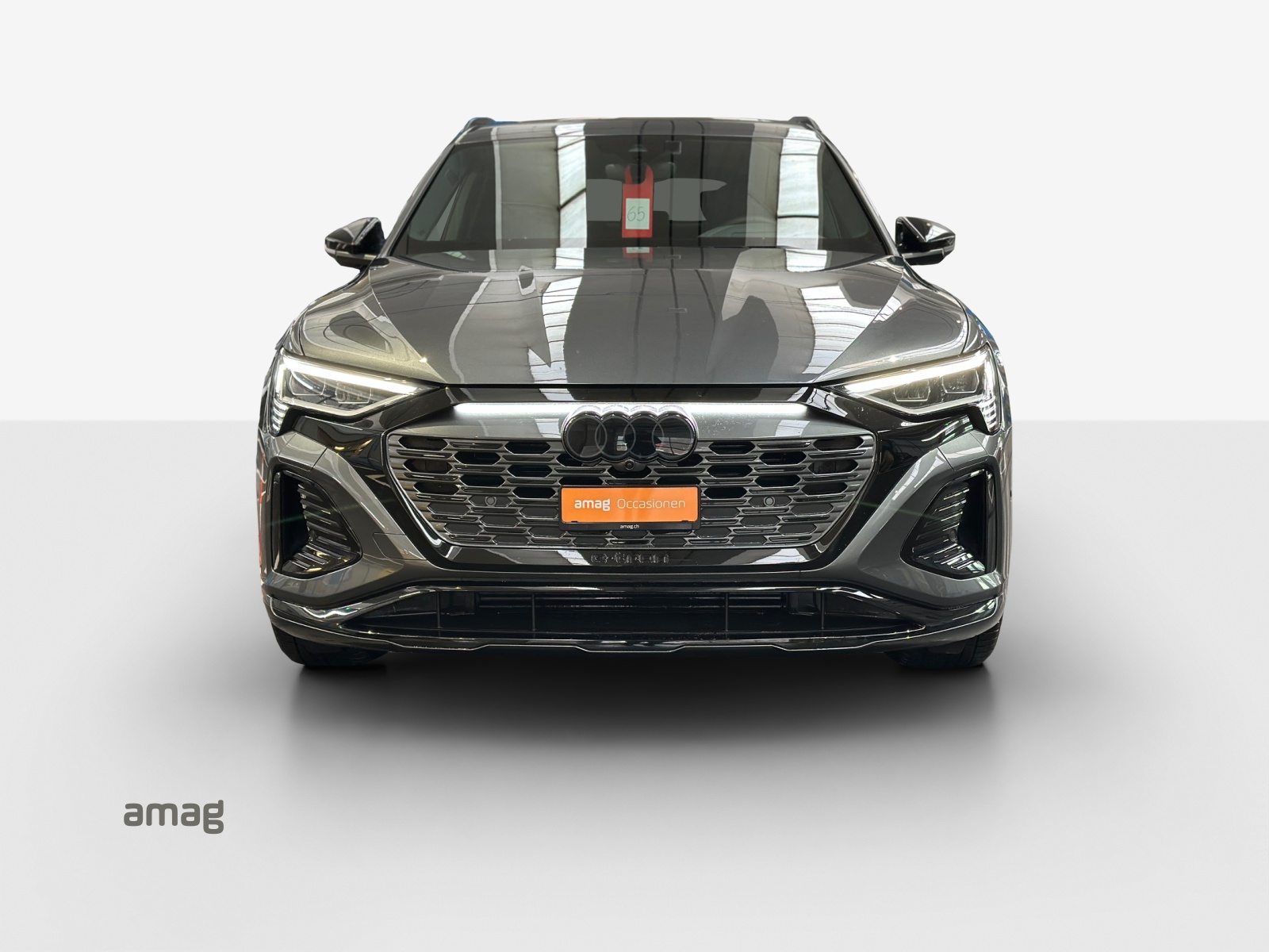 AUDI Q8 Sportback 55 e-tron Black Edition quattro-image-7