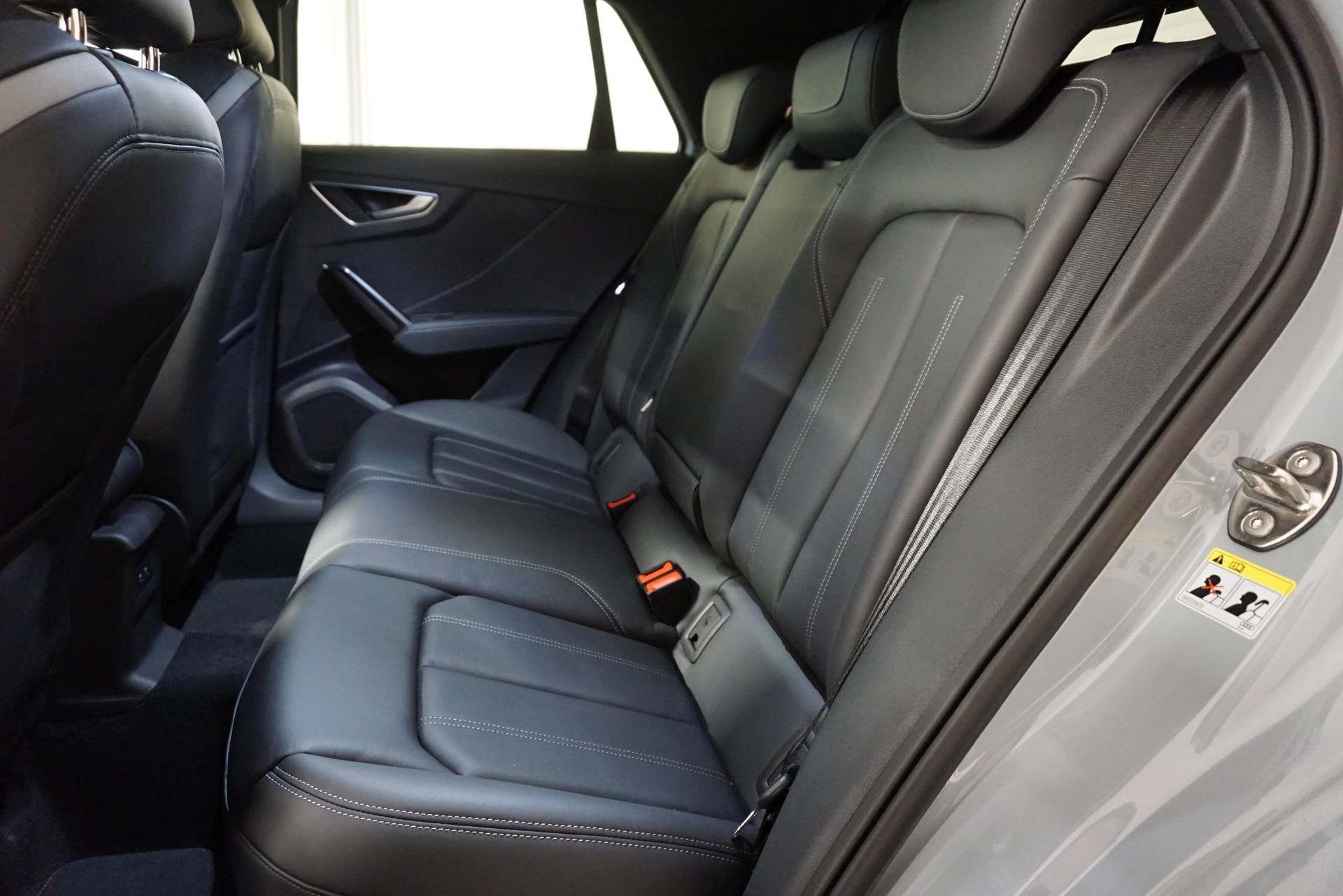 AUDI Q2 40 TFSI S line Attraction quattro S-tronic-image-9