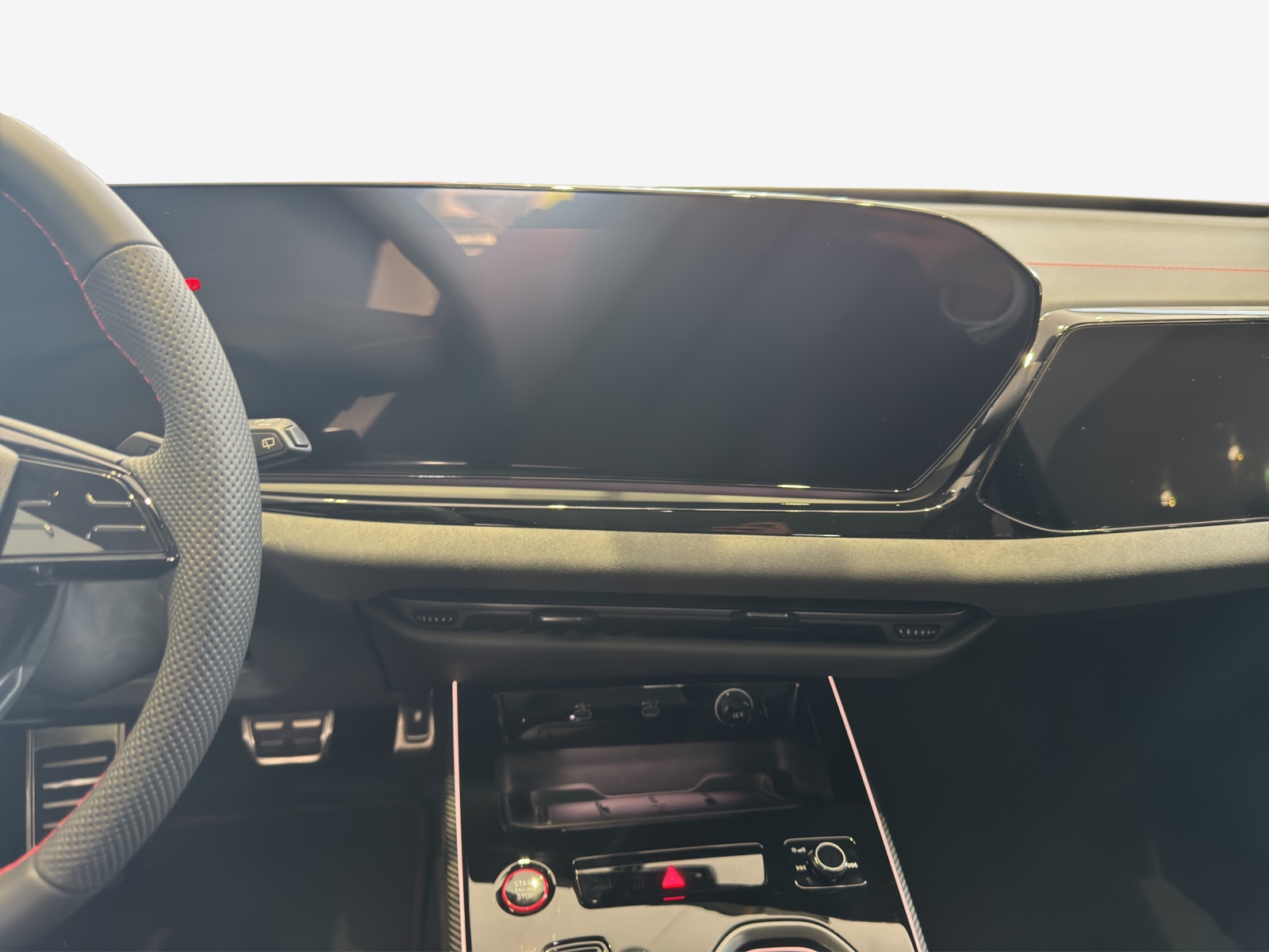 AUDI A6 Avant TFSI quattro 270 kW S tronic-image-10