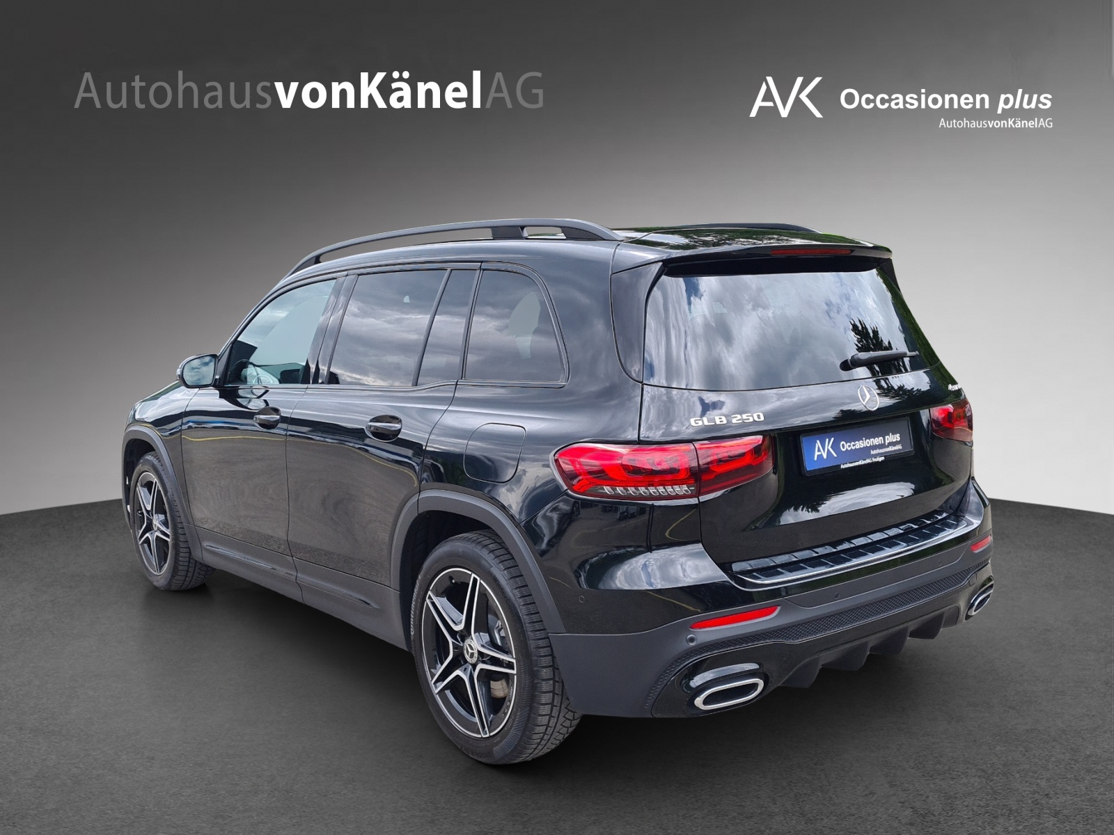MERCEDES-BENZ GLB 250 4Matic AMG Line 8G-Tronic-image-2