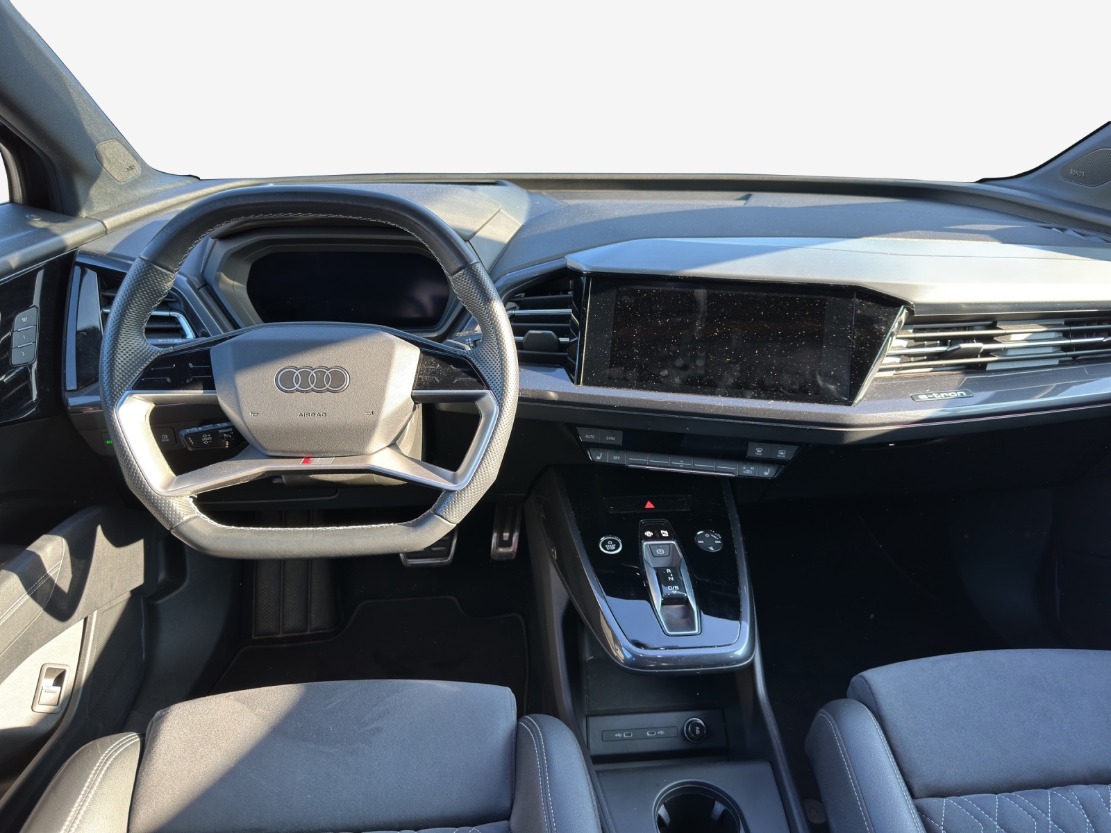 AUDI Q4 Sportback e-tron 50 quattro-image-9