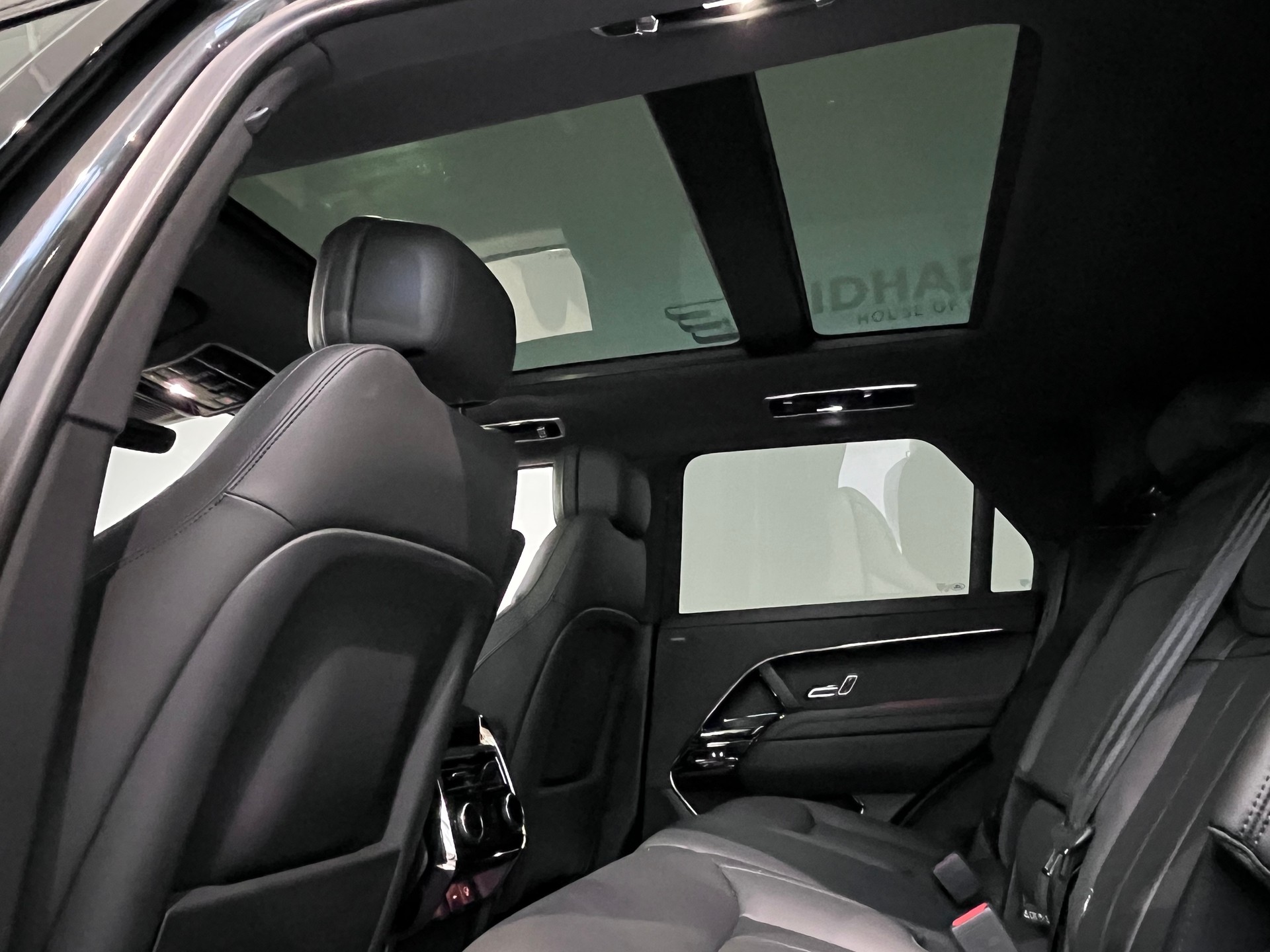 LAND ROVER Range Rover Sport D300 3.0 TD6 MHEV Dynamic SE Automatic-image-6