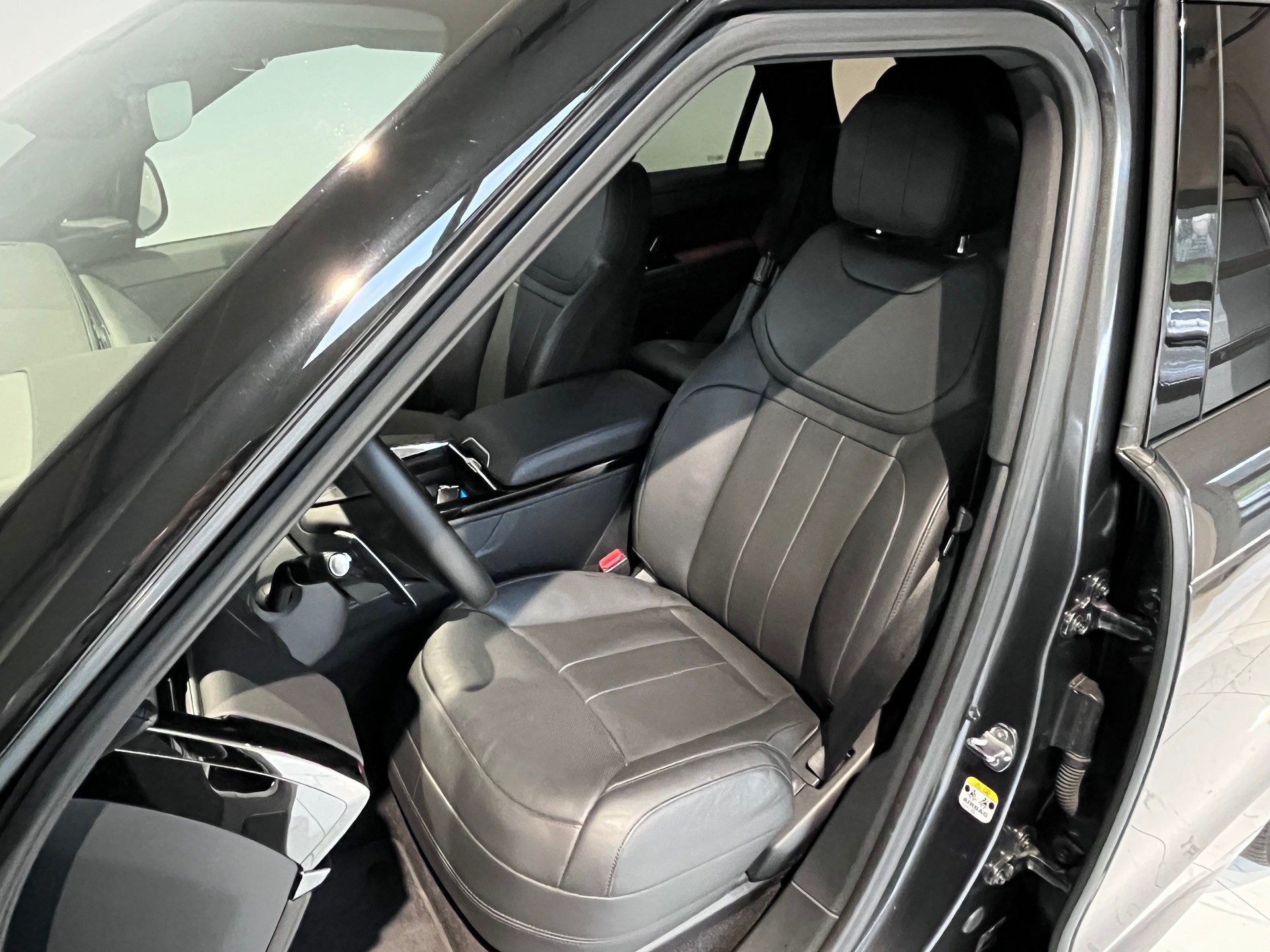 LAND ROVER Range Rover Sport D300 3.0 TD6 MHEV Dynamic SE Automatic-image-4