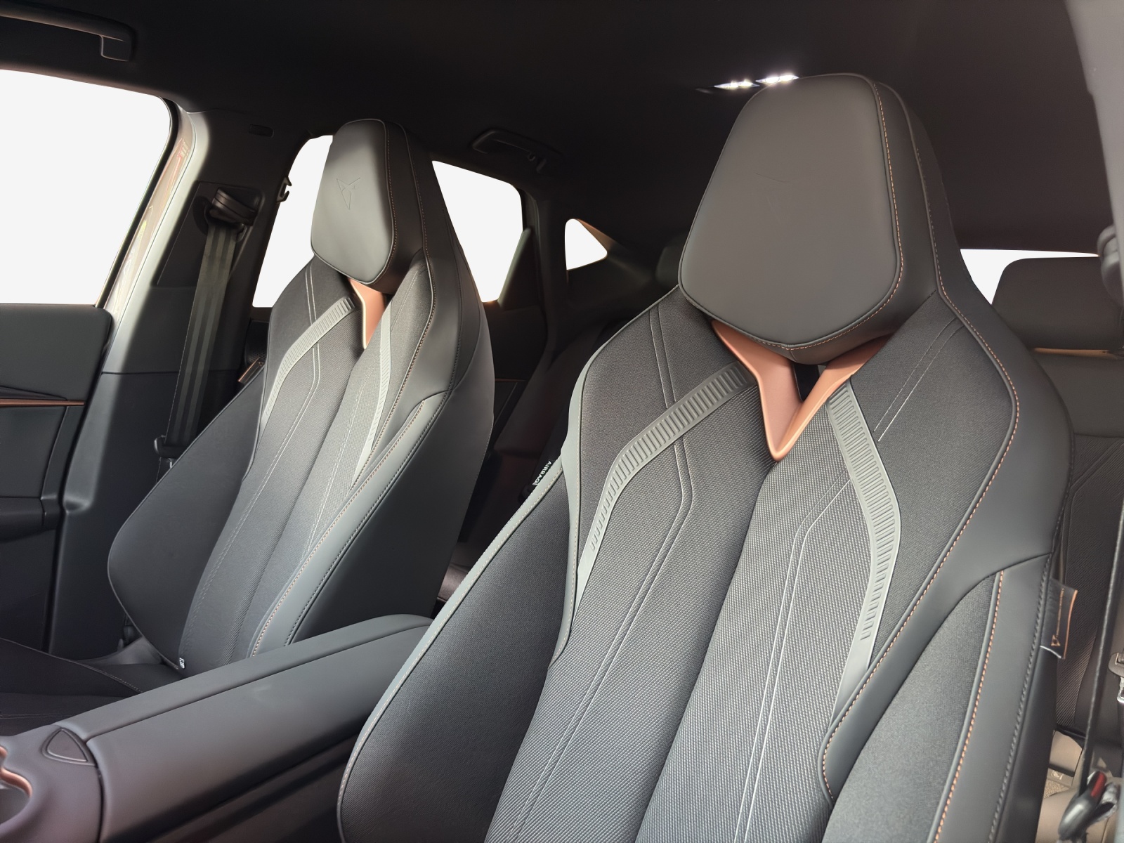 CUPRA CUPRA TAVASCAN EDGE 77kWh 340PS 4DRIVE-image-14