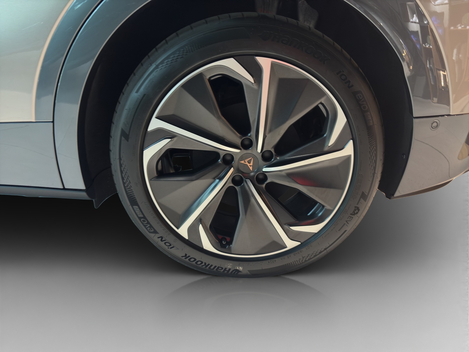 CUPRA CUPRA TAVASCAN EDGE 77kWh 340PS 4DRIVE-image-13