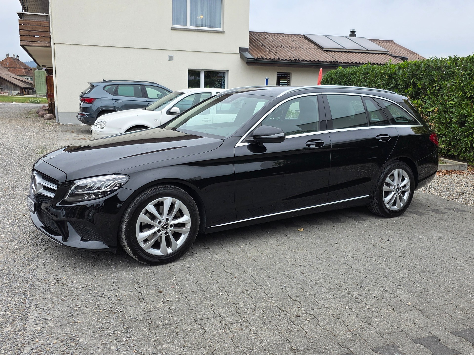 MERCEDES-BENZ C 200 Avantgarde 9G-Tronic-image-1