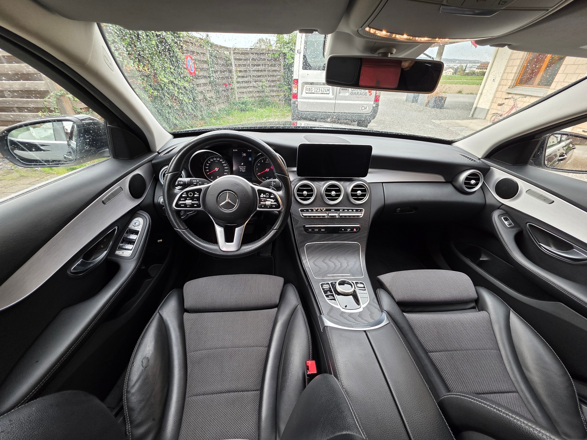 MERCEDES-BENZ C 200 Avantgarde 9G-Tronic-image-10