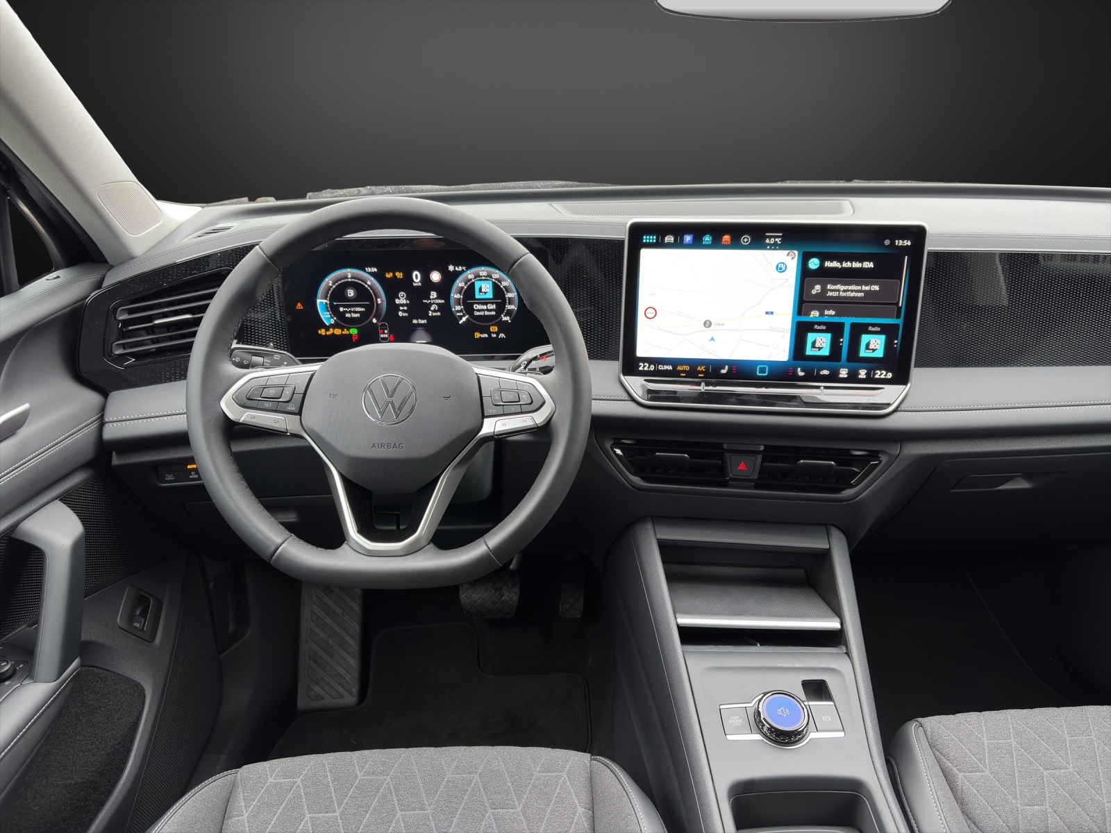 VW Tiguan 2.0 TDI SCR Elegance 4Motion DSG-image-9