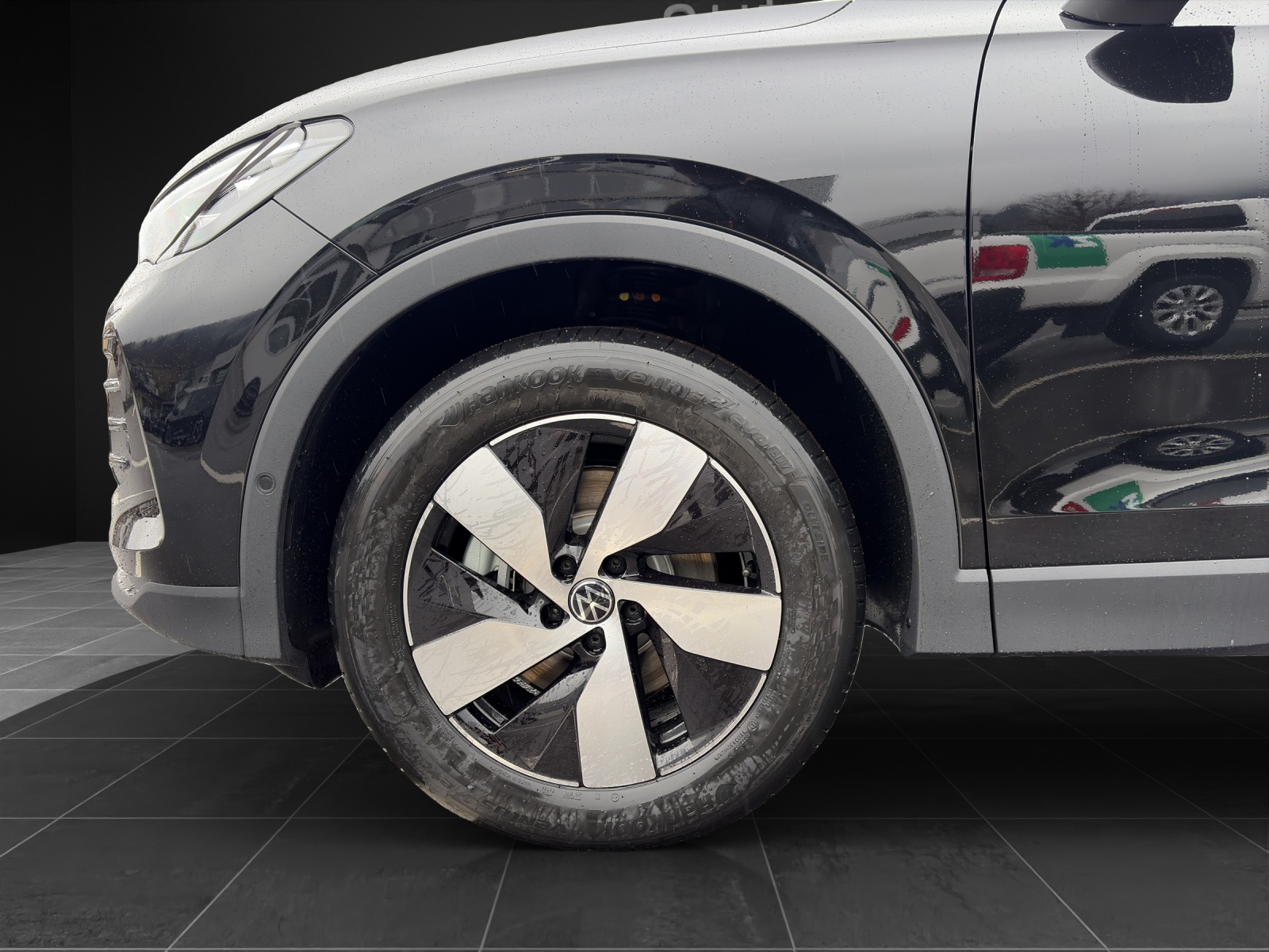 VW Tiguan 2.0 TDI SCR Elegance 4Motion DSG-image-13