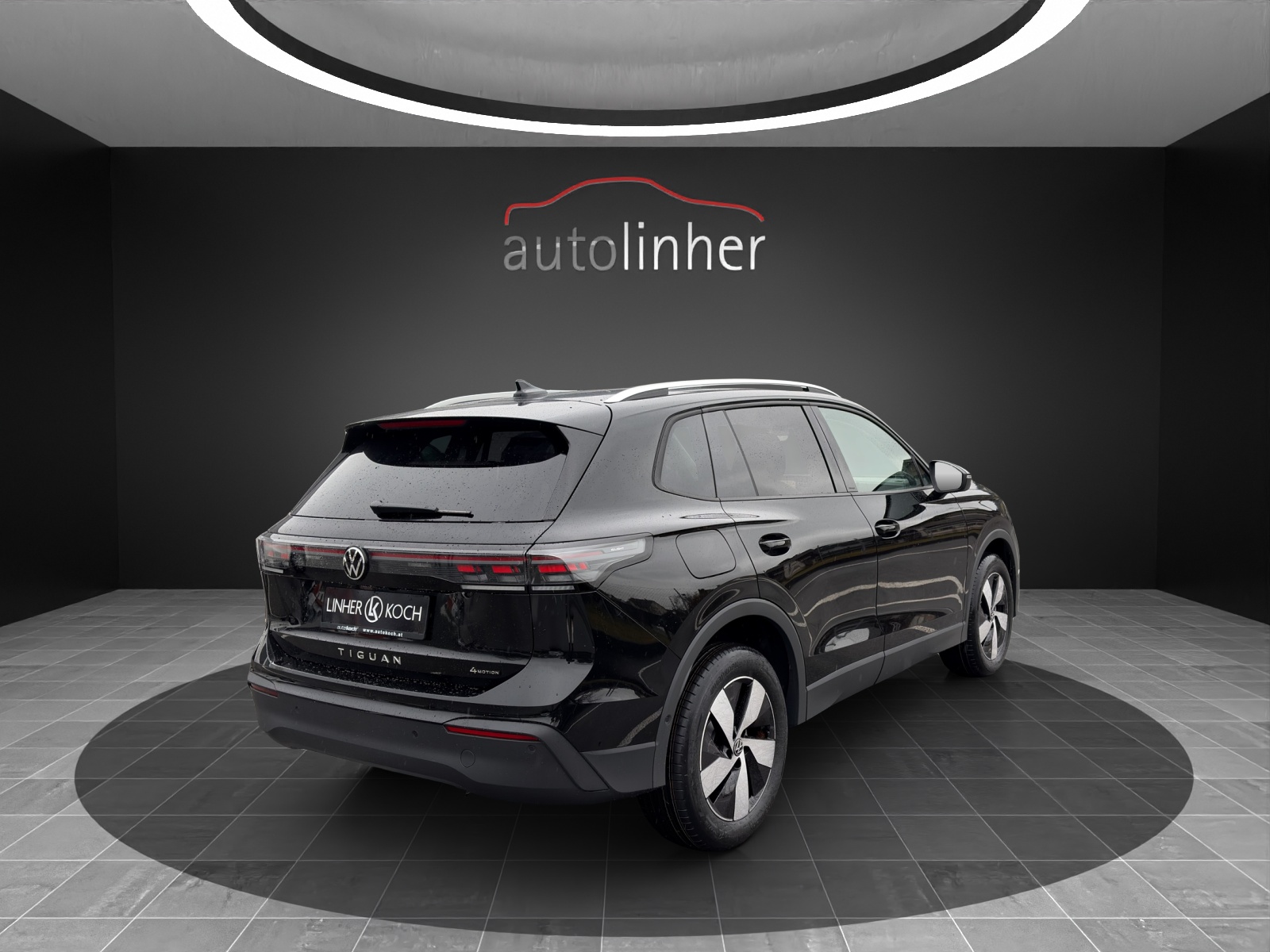 VW Tiguan 2.0 TDI SCR Elegance 4Motion DSG-image-4