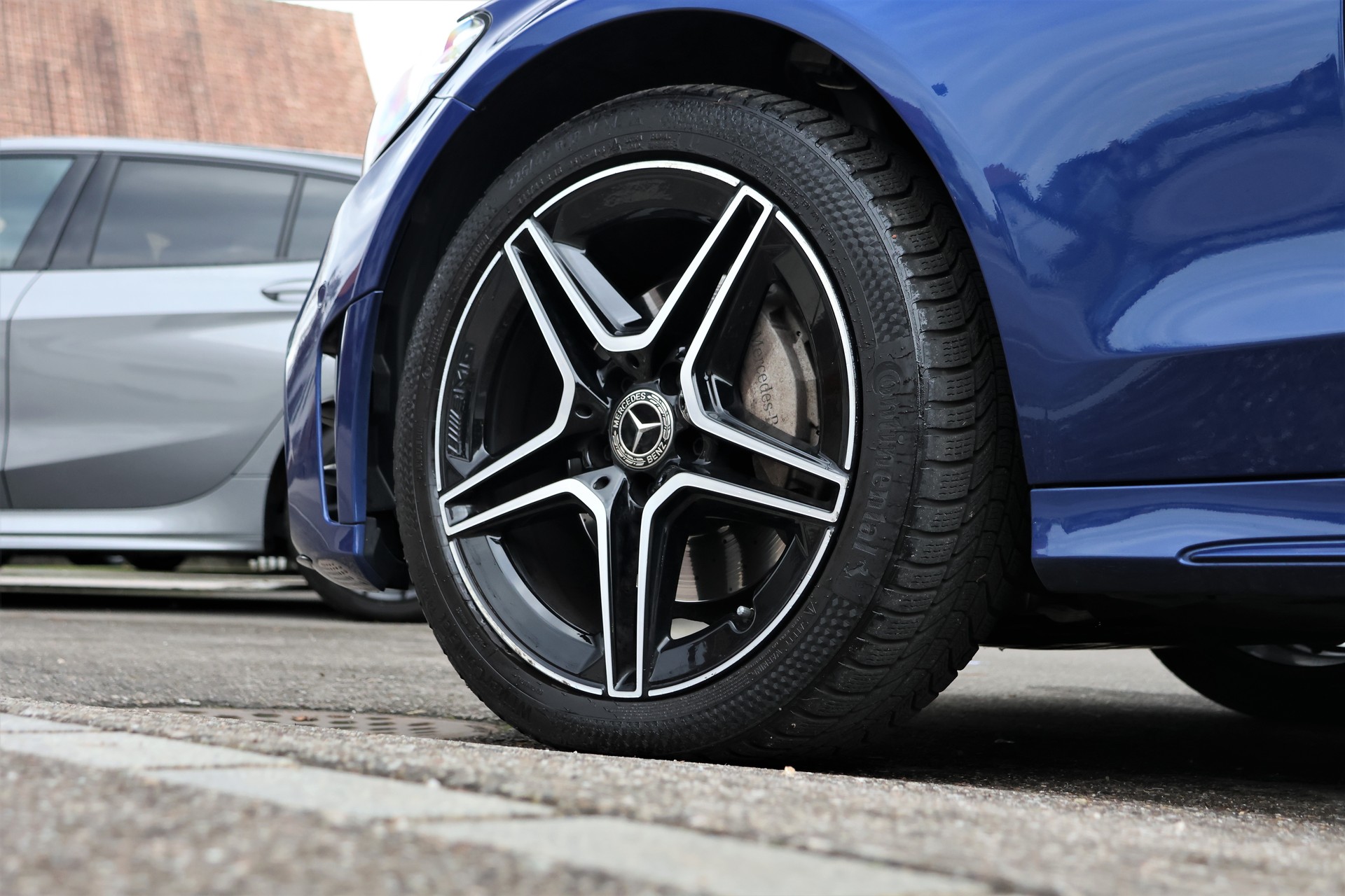 MERCEDES-BENZ C 220 d Swiss Star AMG Line 4Matic 9G-Tronic (CH)-image-6