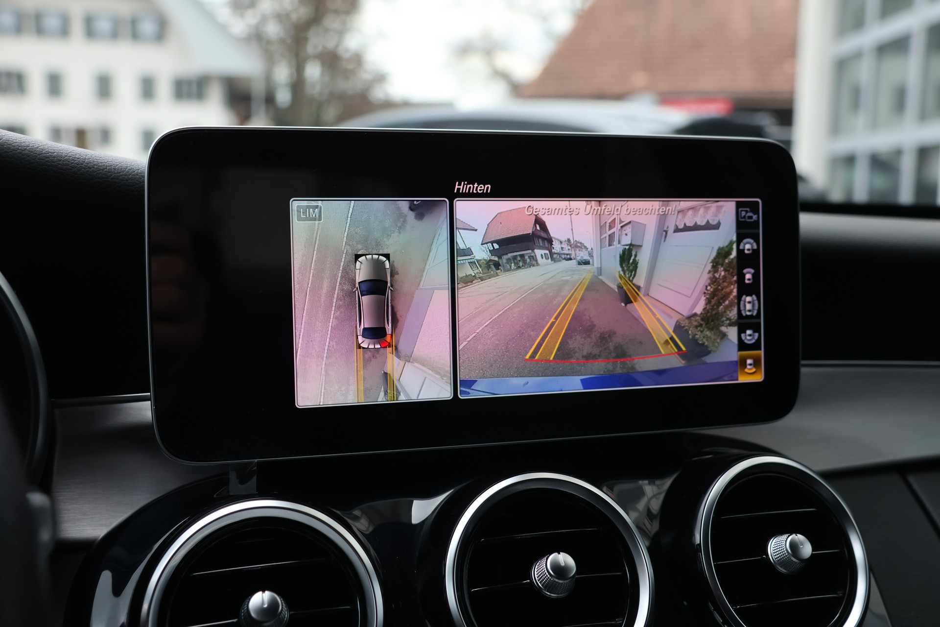 MERCEDES-BENZ C 220 d Swiss Star AMG Line 4Matic 9G-Tronic (CH)-image-18