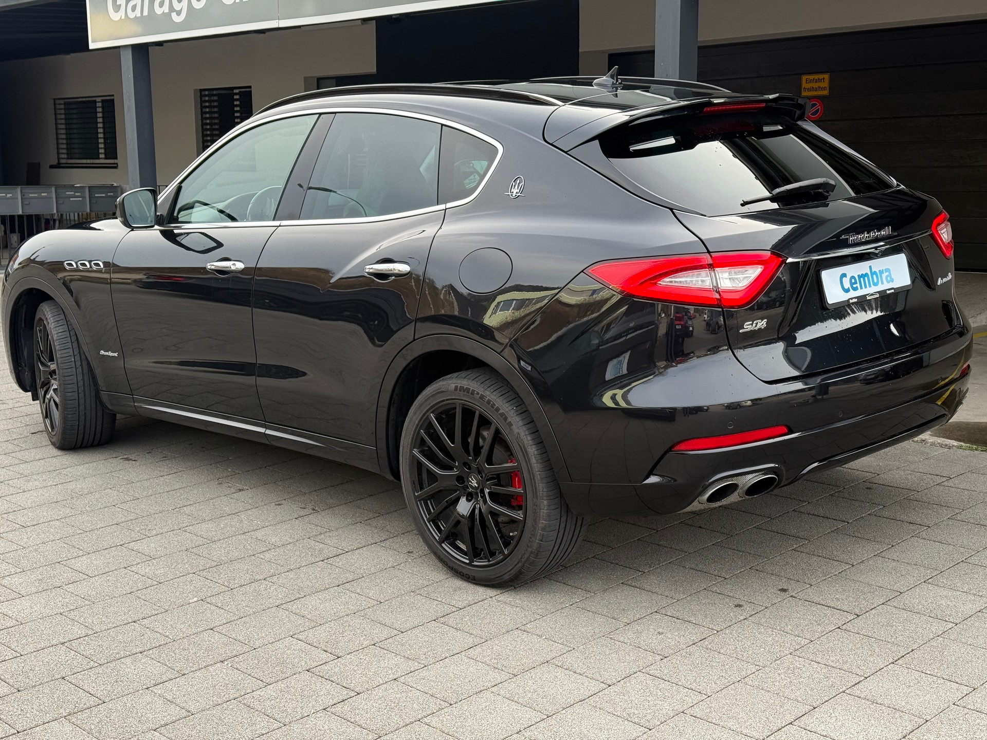 MASERATI Levante S 3.0 V6 GranSport Automatica-image-3