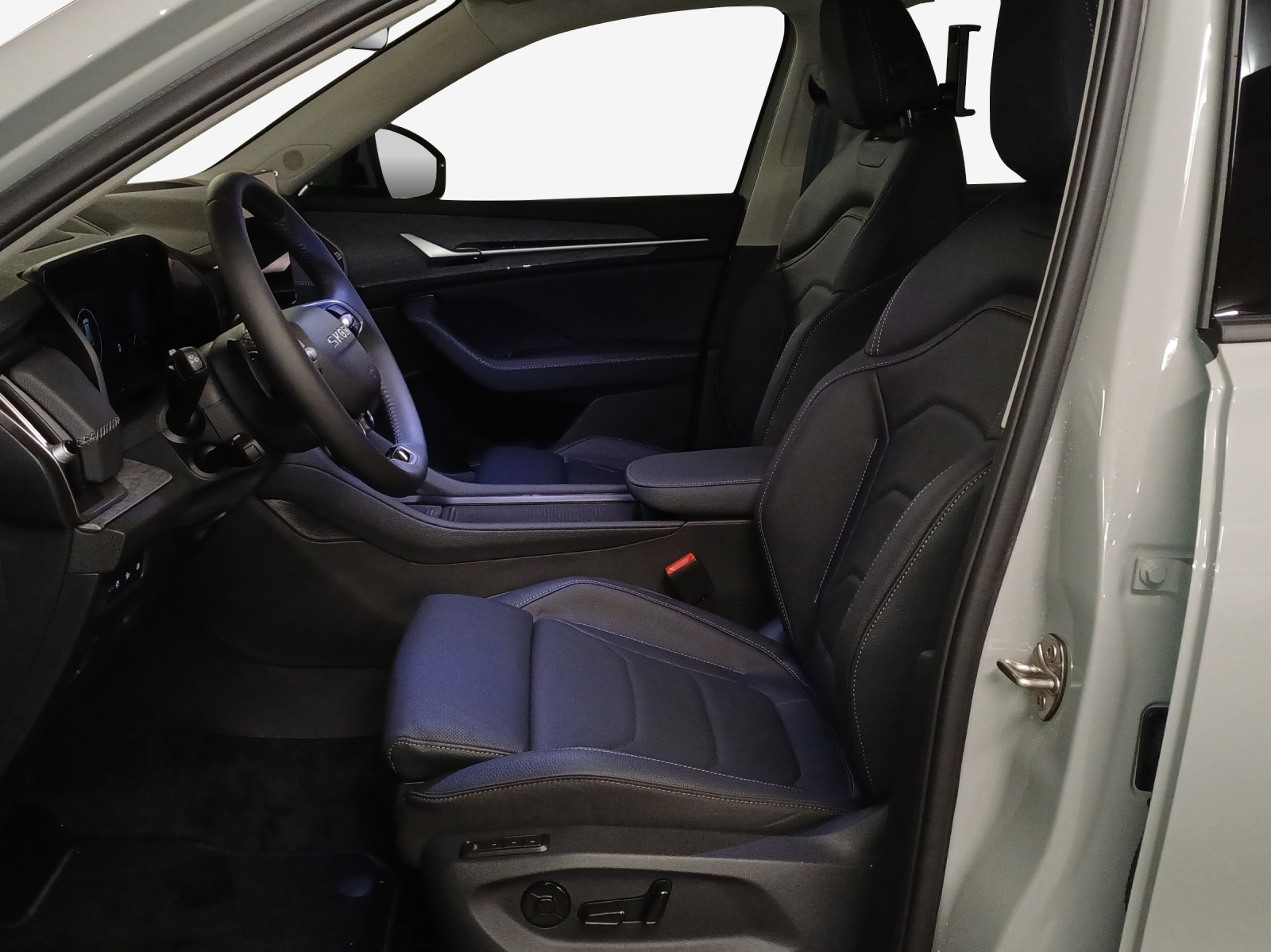 SKODA Kodiaq 1.5 TSI mHEV Selection-image-7