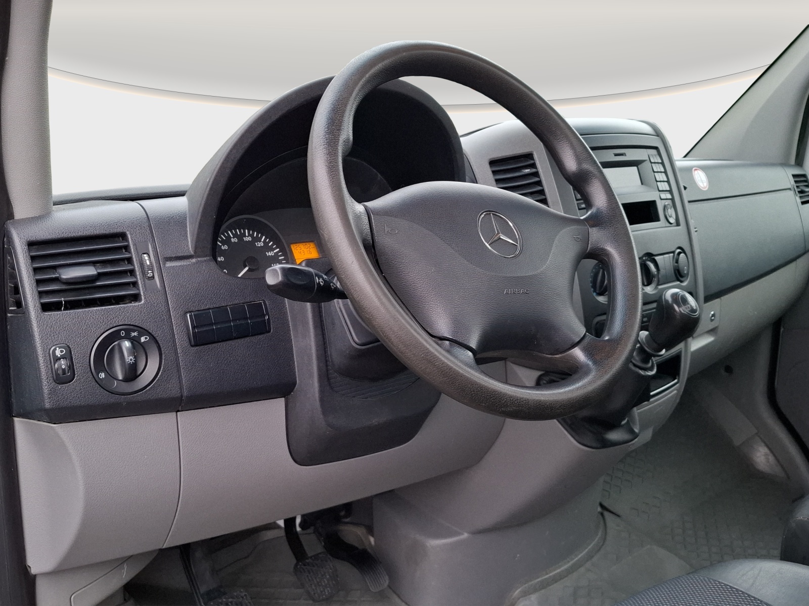 MERCEDES-BENZ Sprinter 316 CDI Standard // Nutzlast 1360 AHK 3500 kg-image-9