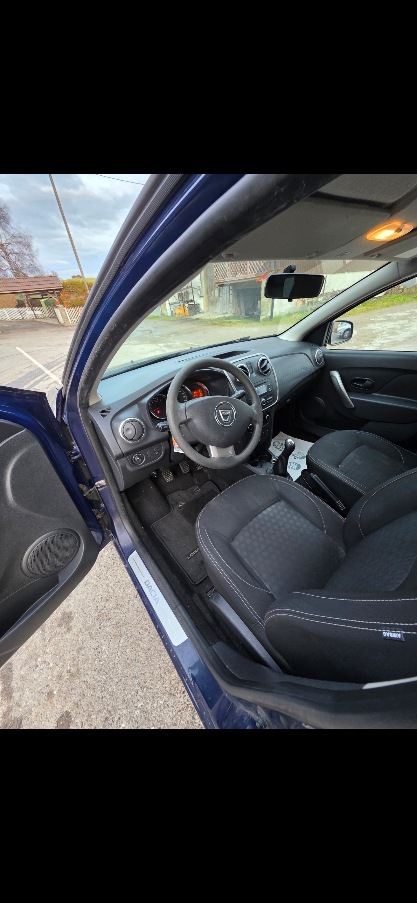 DACIA Logan MCV 0.9 Lauréate-image-6
