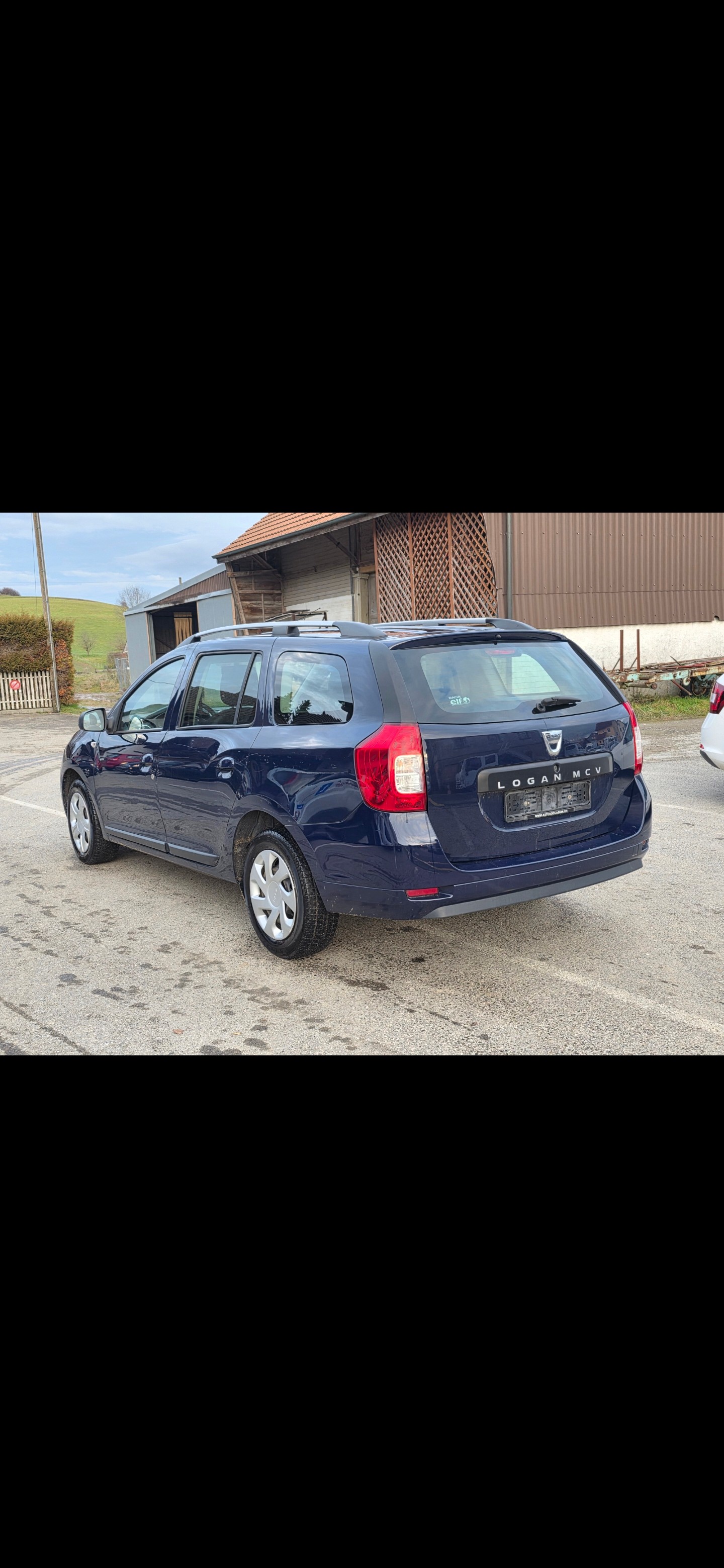 DACIA Logan MCV 0.9 Lauréate-image-1