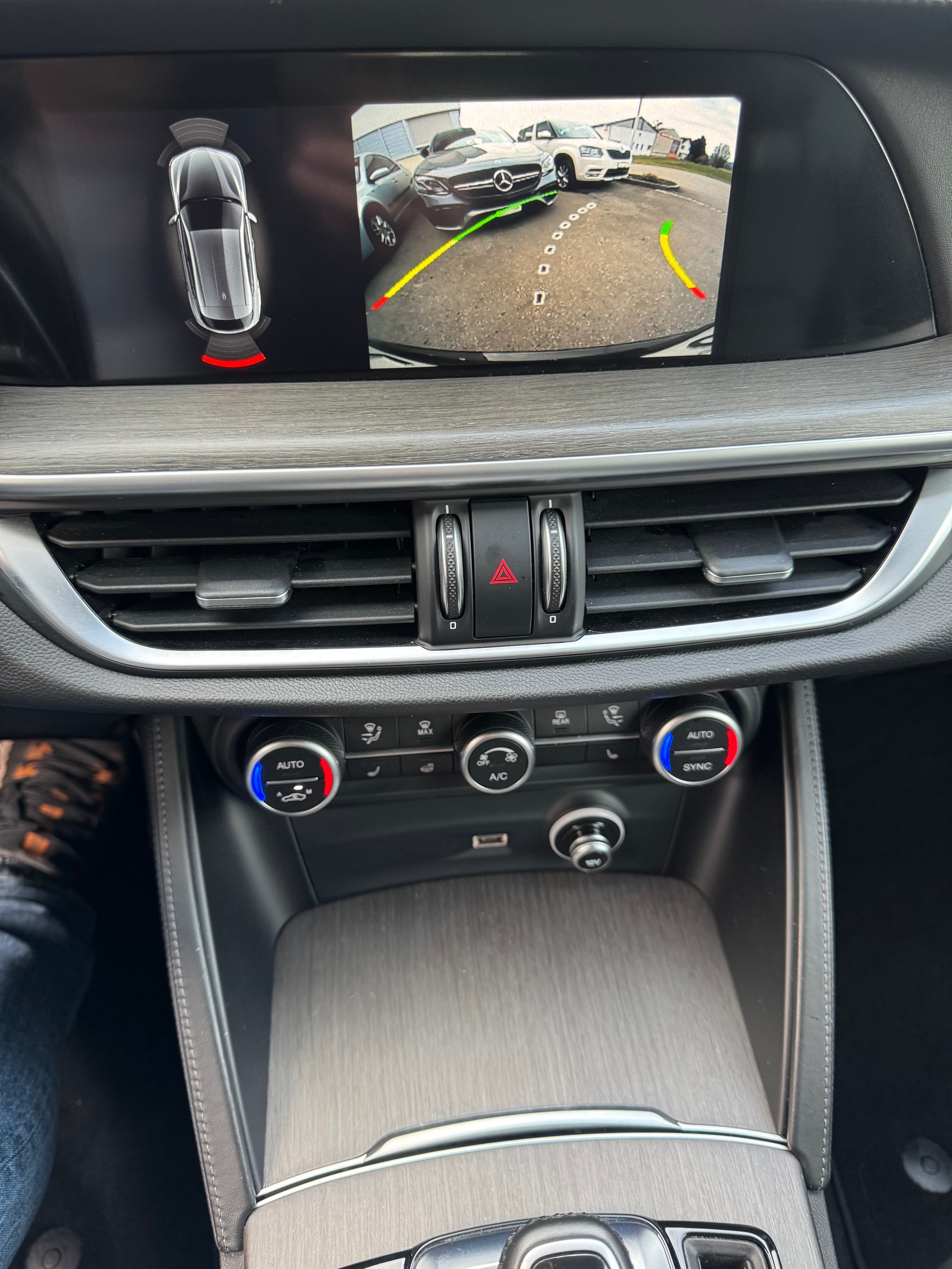 ALFA ROMEO Stelvio 2.0 TI Q4 Automatic-image-7