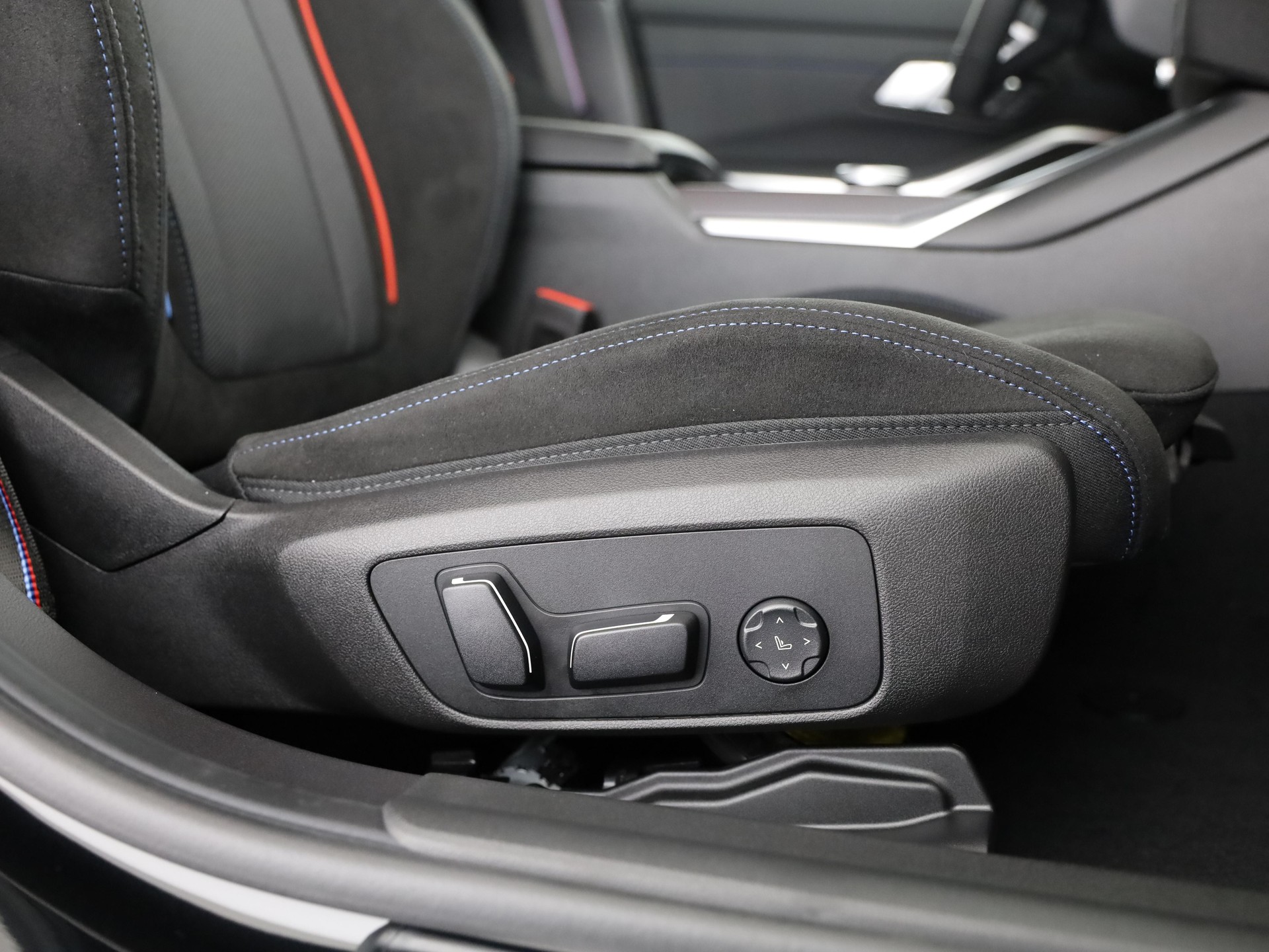 BMW M340d xDrive-image-19