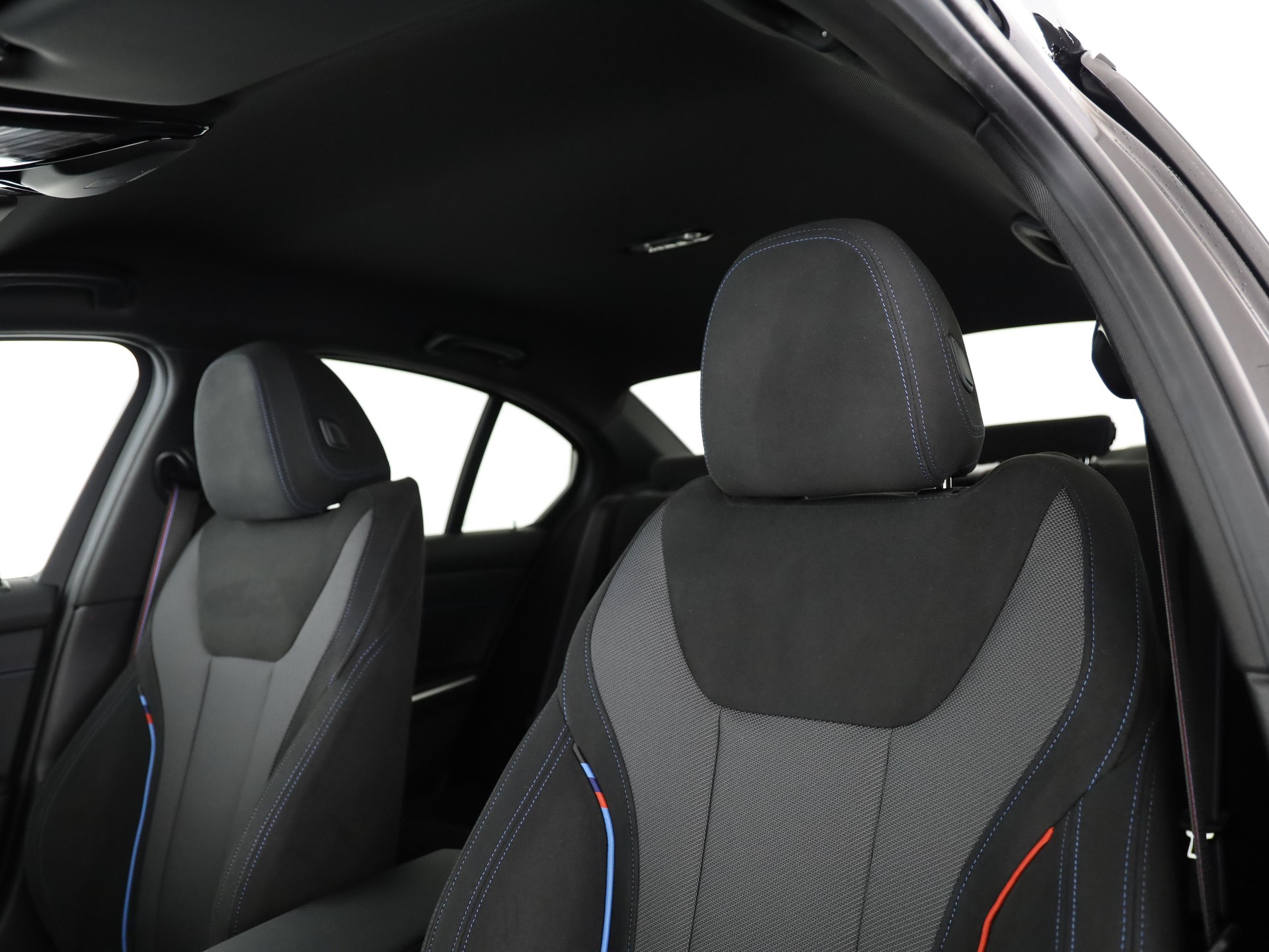BMW M340d xDrive-image-6