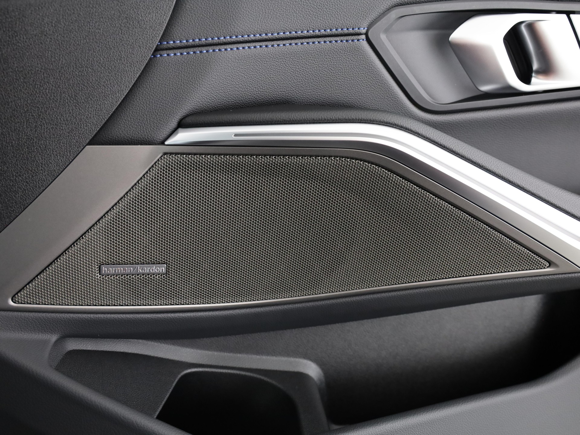 BMW M340d xDrive-image-13