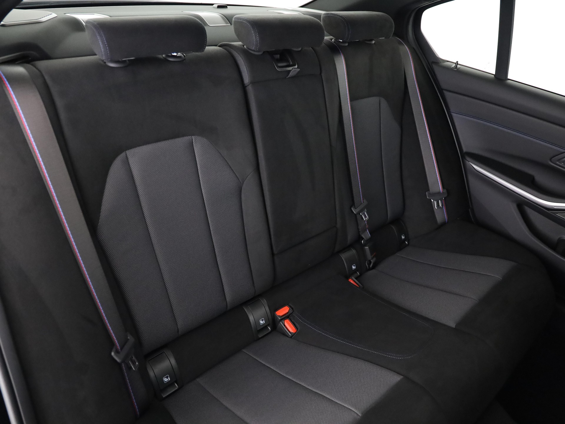 BMW M340d xDrive-image-14