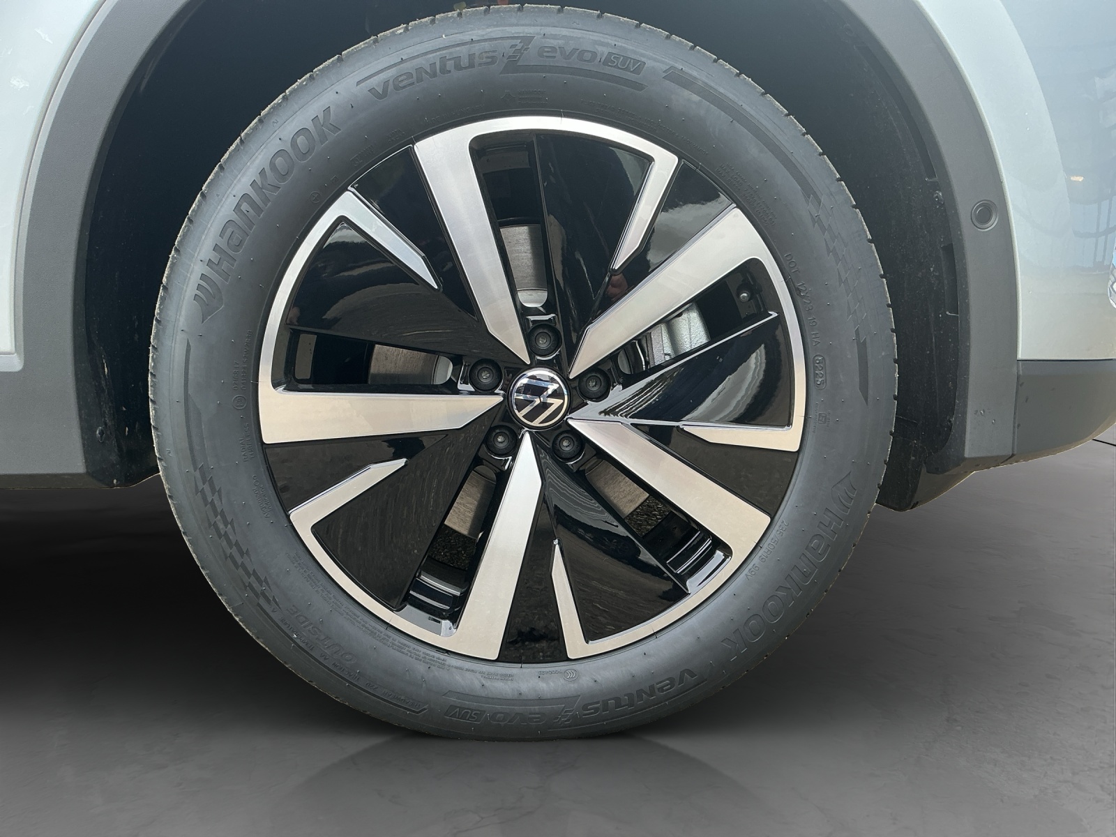 VW Tiguan 2.0 TSI DSG United 4Motion-image-11