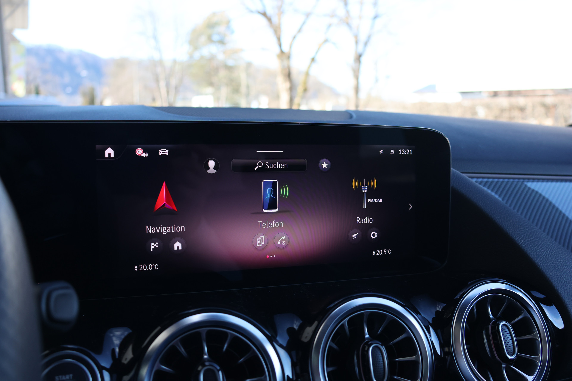 MERCEDES-BENZ GLA 220d 4Matic 8G-DCT-image-17