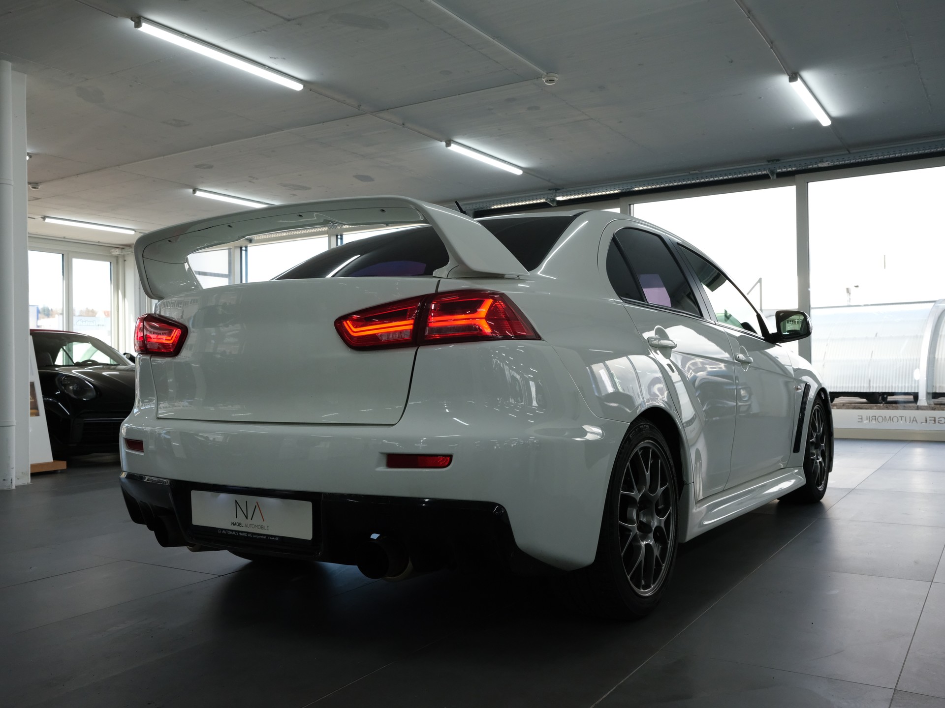 MITSUBISHI Evo X MR Arashi TC-SST-showroom-element-2