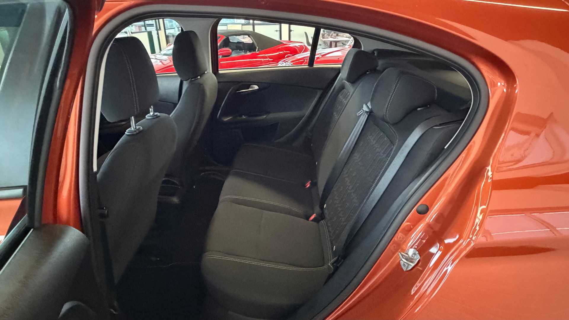 FIAT Tipo Hybrid 1.5 130 PS Cult * AUTOMAT * PDC HINTEN*-image-10